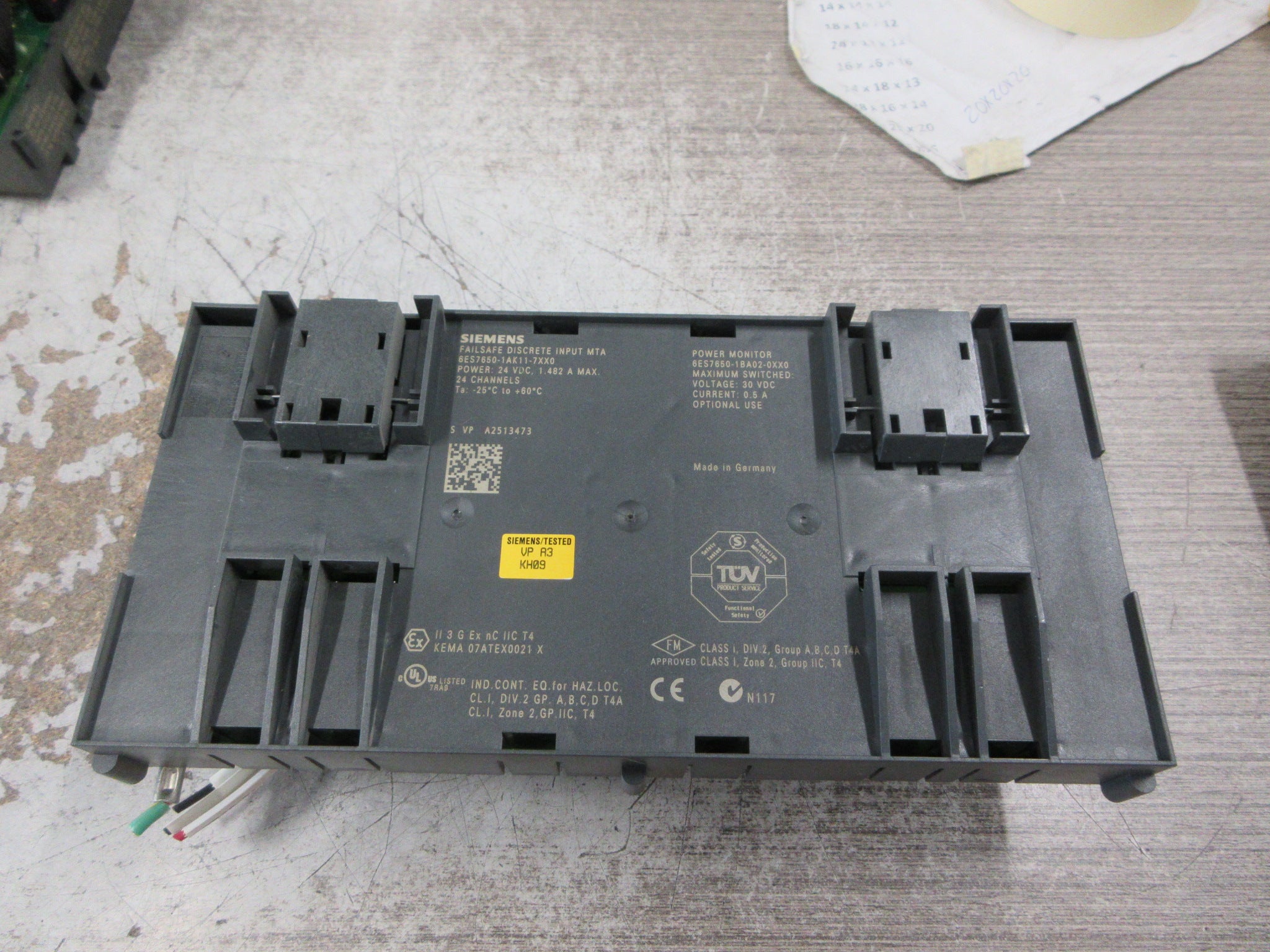 Siemens Failsafe Discrete Input MTA 6ES7650-1AK11-7XX0 24-Ch Used