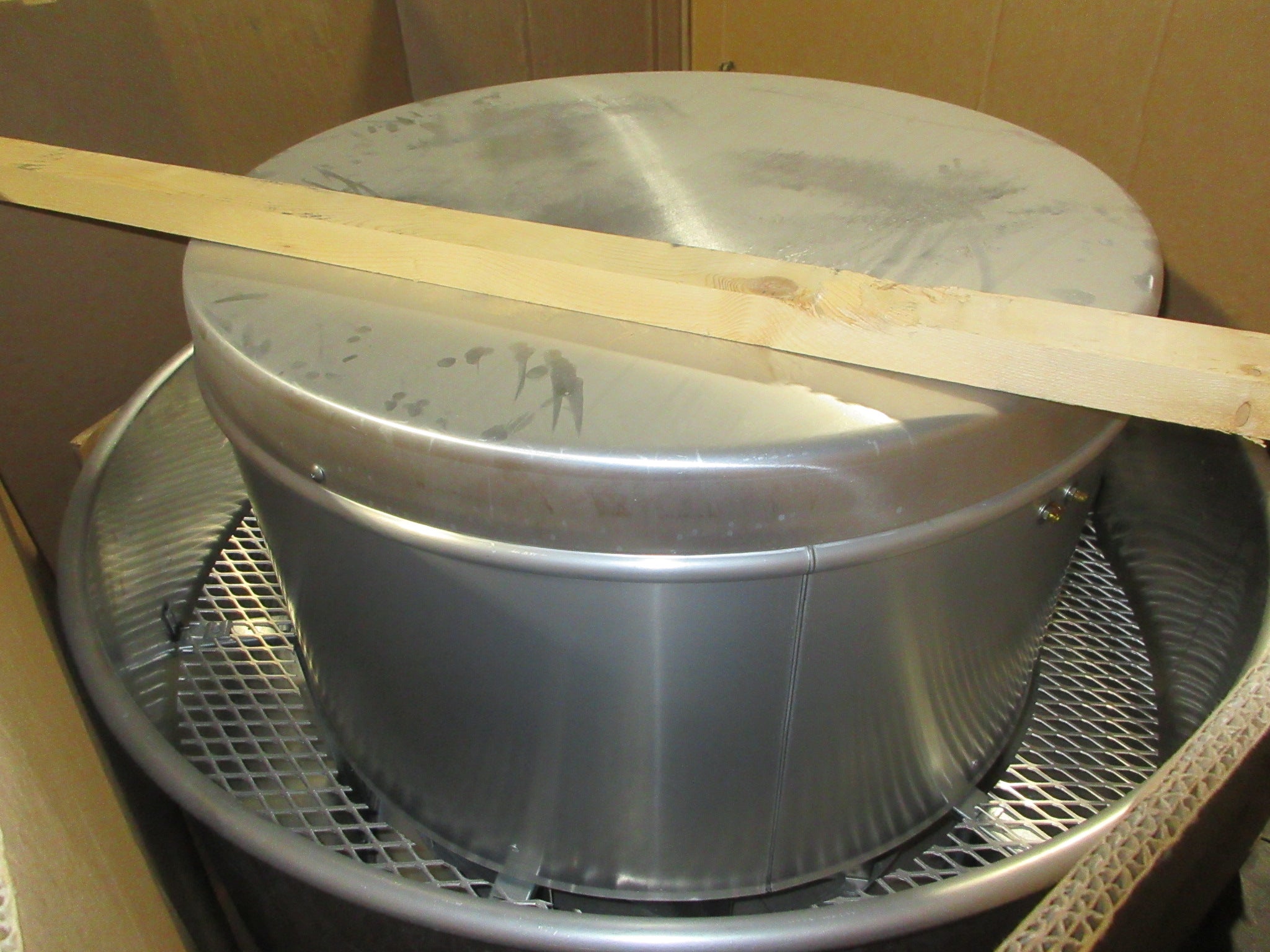 Greenheck Centrifugal Upblast Exhaust Fan CUBE-300-10-1-40-X New Surplus