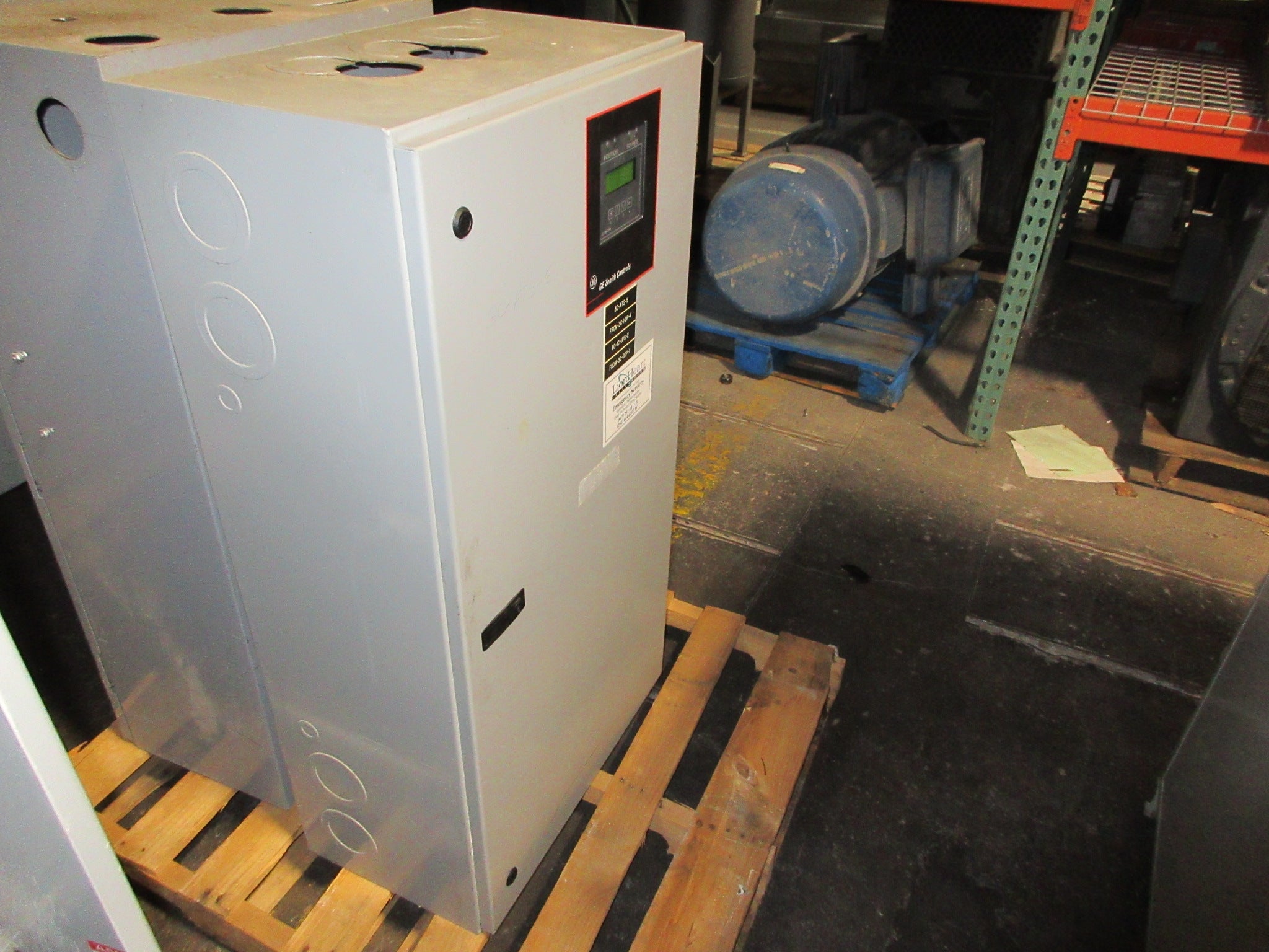 GE Zenith Automatic Transfer Switch ZTS2L40EC-5 400A 480V 60Hz 3Ph Used