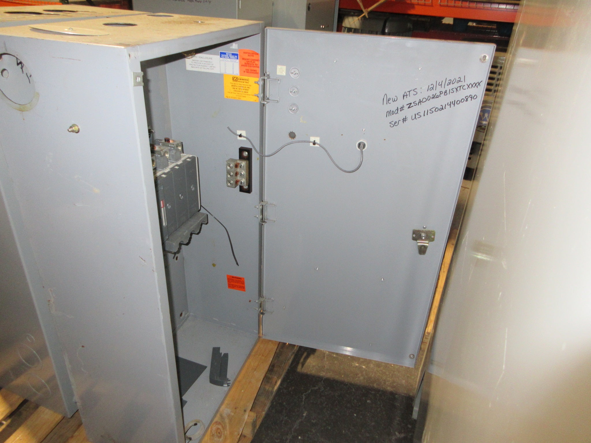 ABB Automatic Transfer Switch OXA260U3X4QB-ZE 260A 480V Used