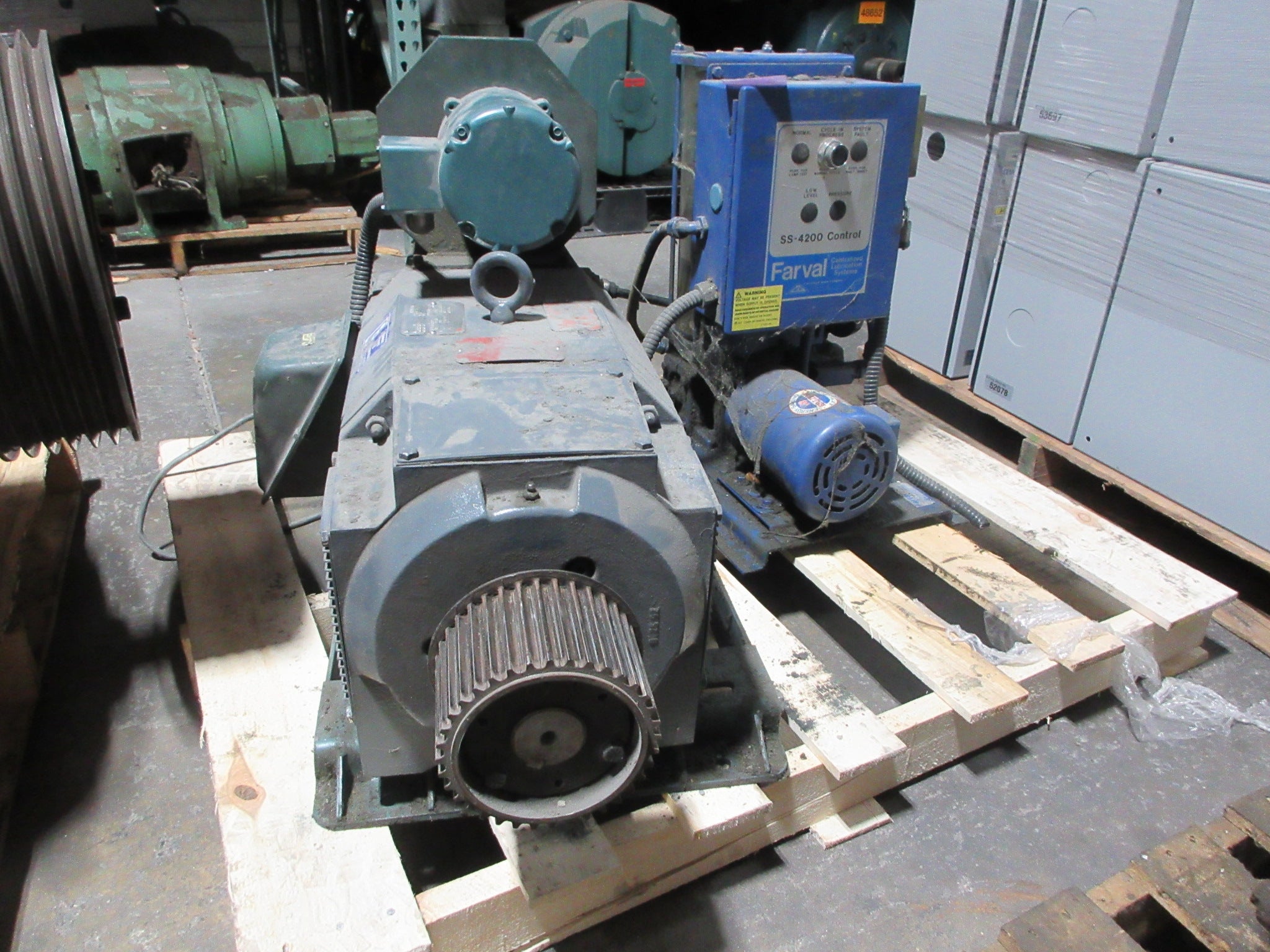 Reliance DC Motor LC2512ATZ 60HP 300V 1750/2100RPM 102A Field: 2.00/2.06A Used