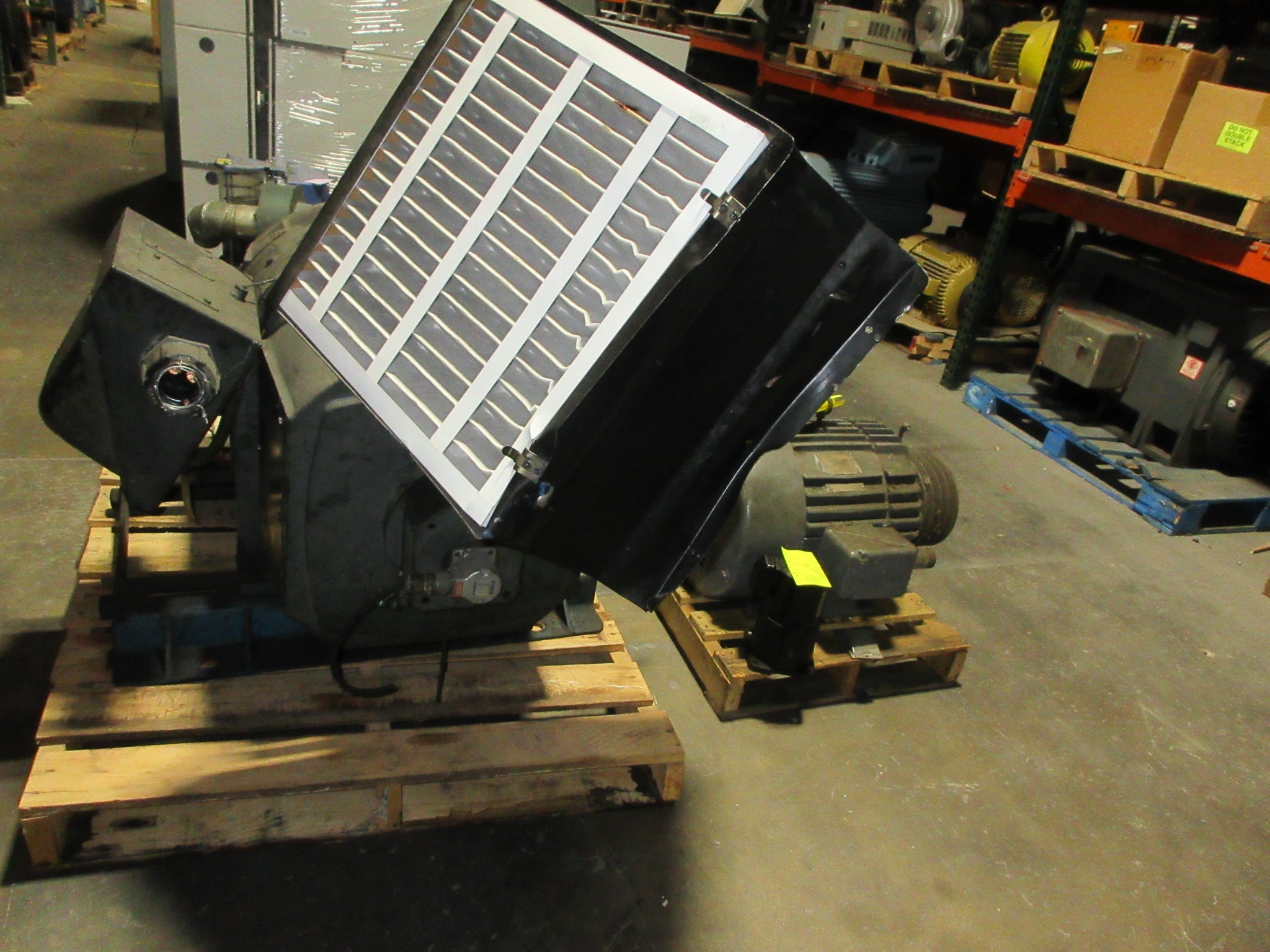 Rinamatic DC Motor 5CD223PA894B802 200HP ARM: 333A FLD: 4.82/2.0A  500V Used