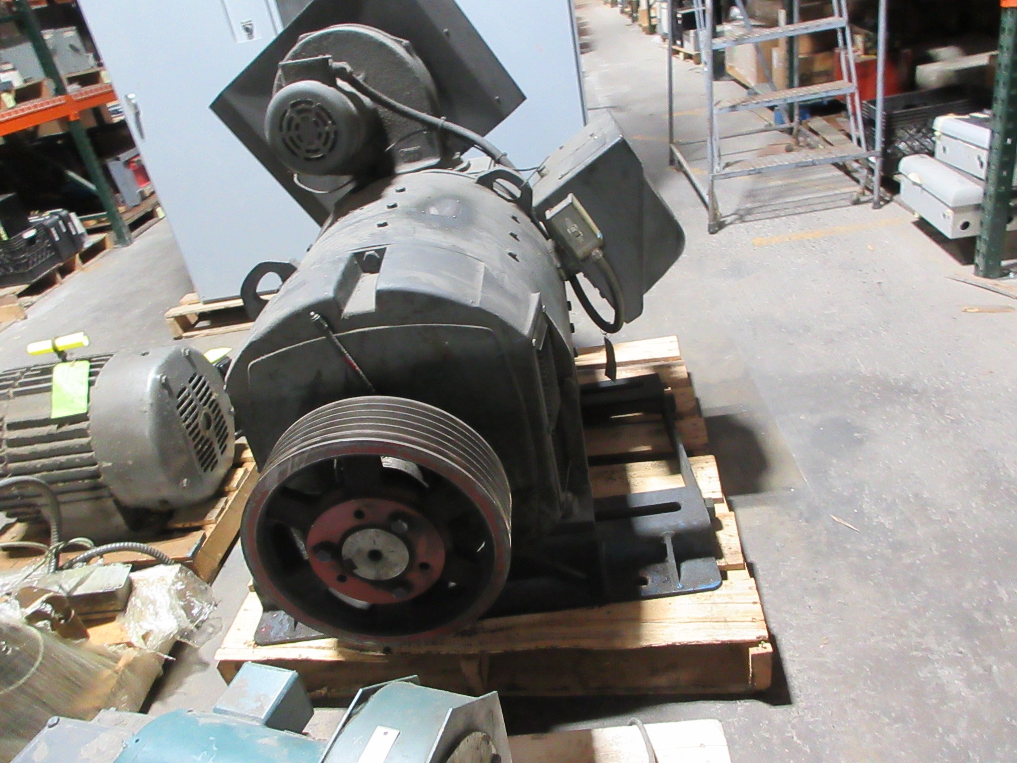 Rinamatic DC Motor 5CD223PA894B802 200HP ARM: 333A FLD: 4.82/2.0A  500V Used