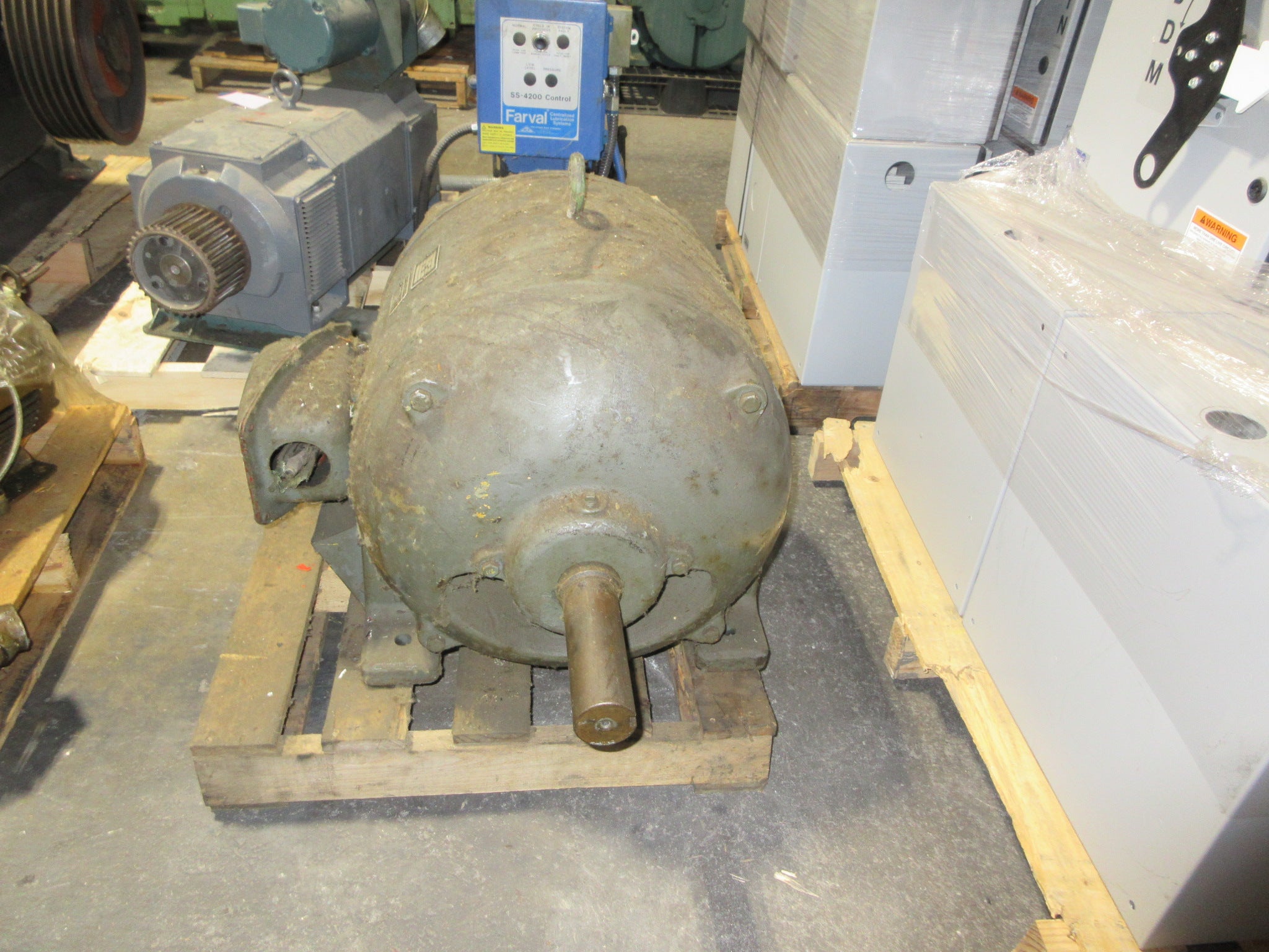 Louis Allis Motor OGX 30HP 220/440V 1175RPM 3Ph 78/39A Frame: 406 Used