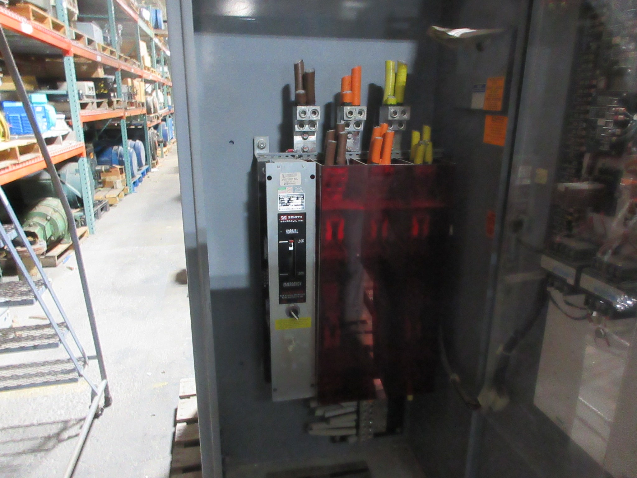 Zenith Automatic Transfer Switch ZTS121EC-7AAELLPTUW 1200A 277/480V 60Hz Used