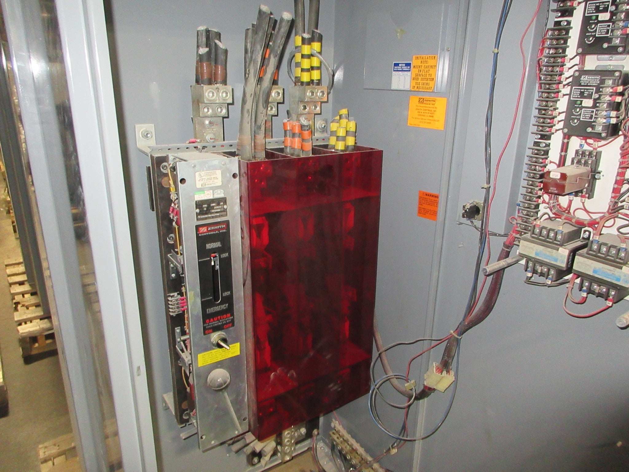 Zenith Automatic Transfer Switch ZTS101EC-7AAELLPTUW 1000A 277/480V 60Hz Used