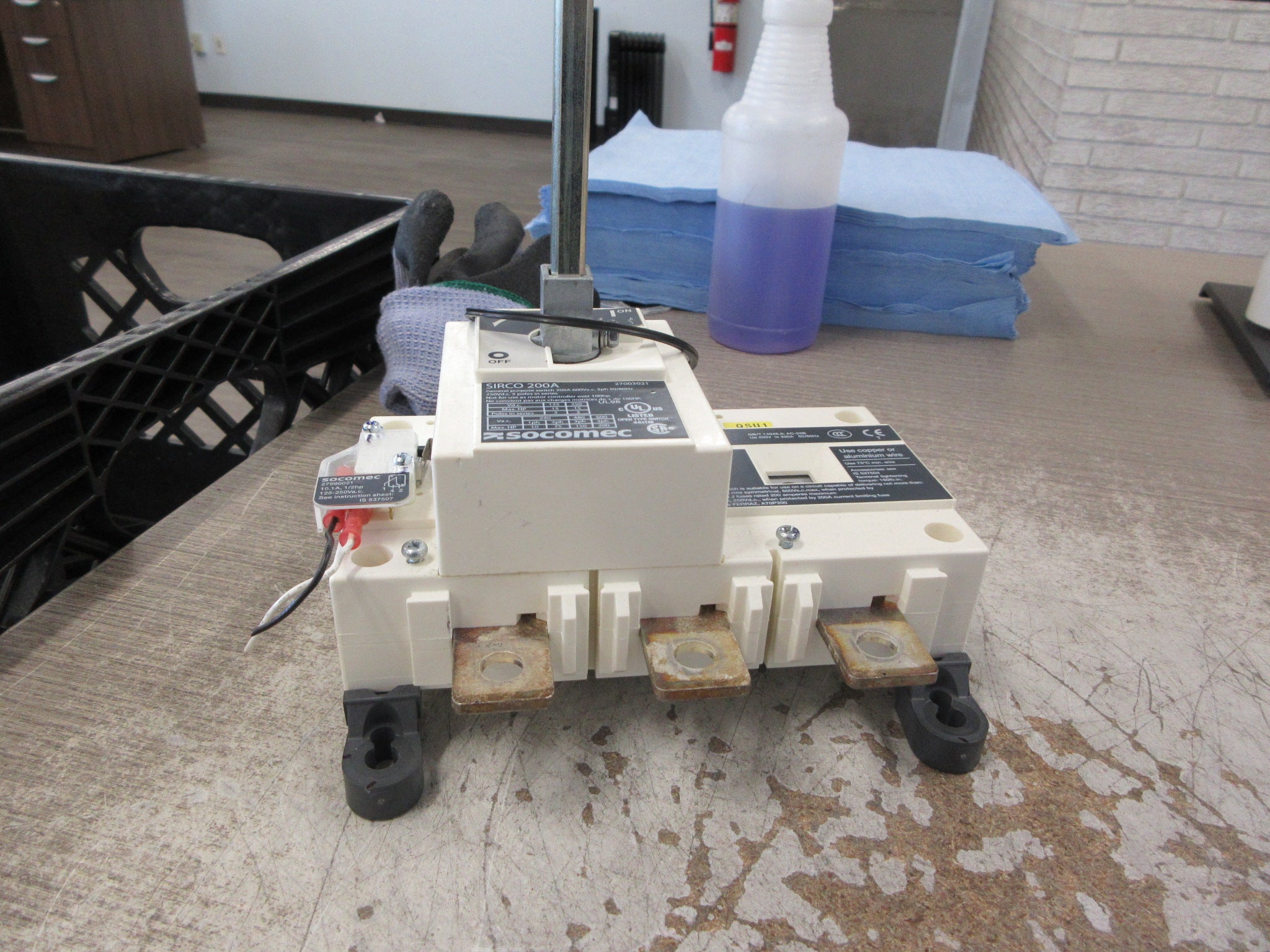 Socomec Sirco Disconnect Switch 27003021 200A 600V 3P Used