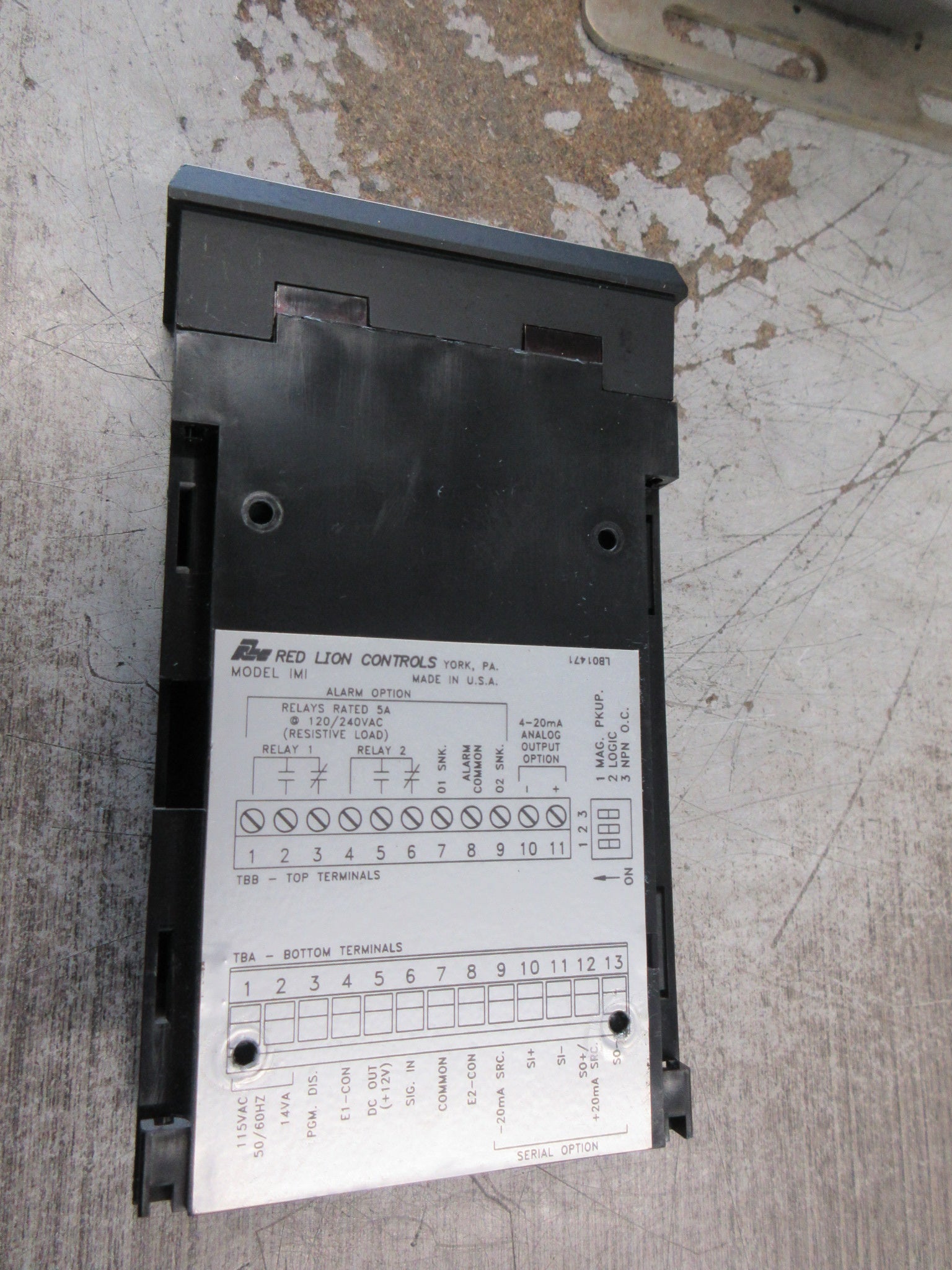 Red Lion Controls Digital Panel Meter IMI04103 *No Face Screws* Used