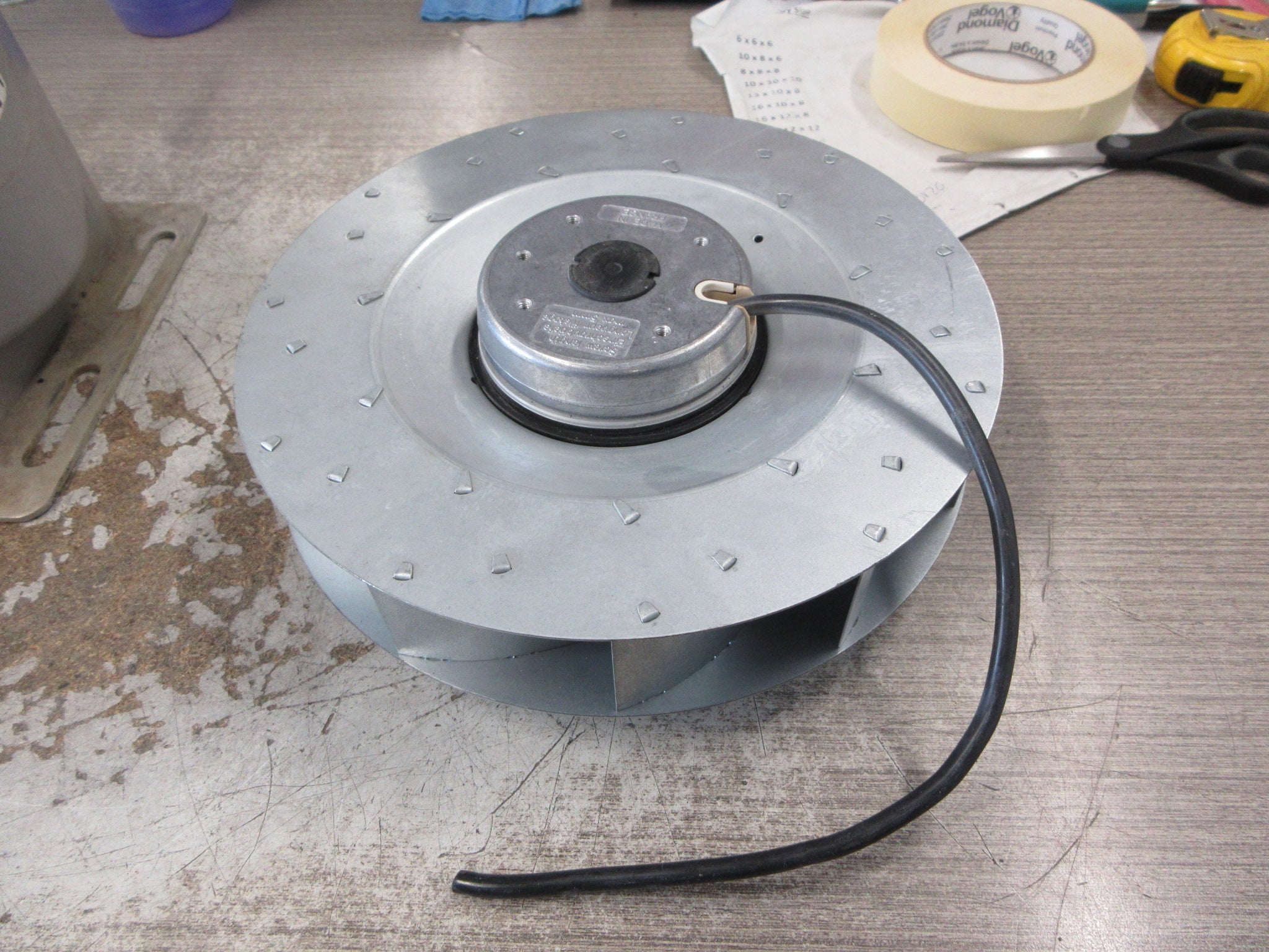 ETRI Centrifugal Blower Fan 2RREu25 225x40R 120V 50/60Hz 2610/2820RPM Used