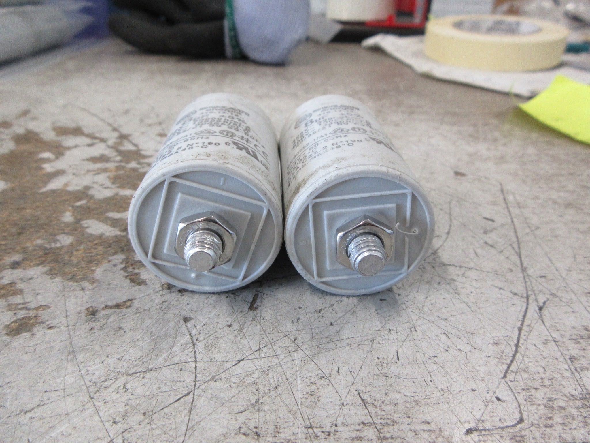 Ducati Capacitor 416.17.12.. 8uF 450V 50-60Hz *Lot of 2* Used