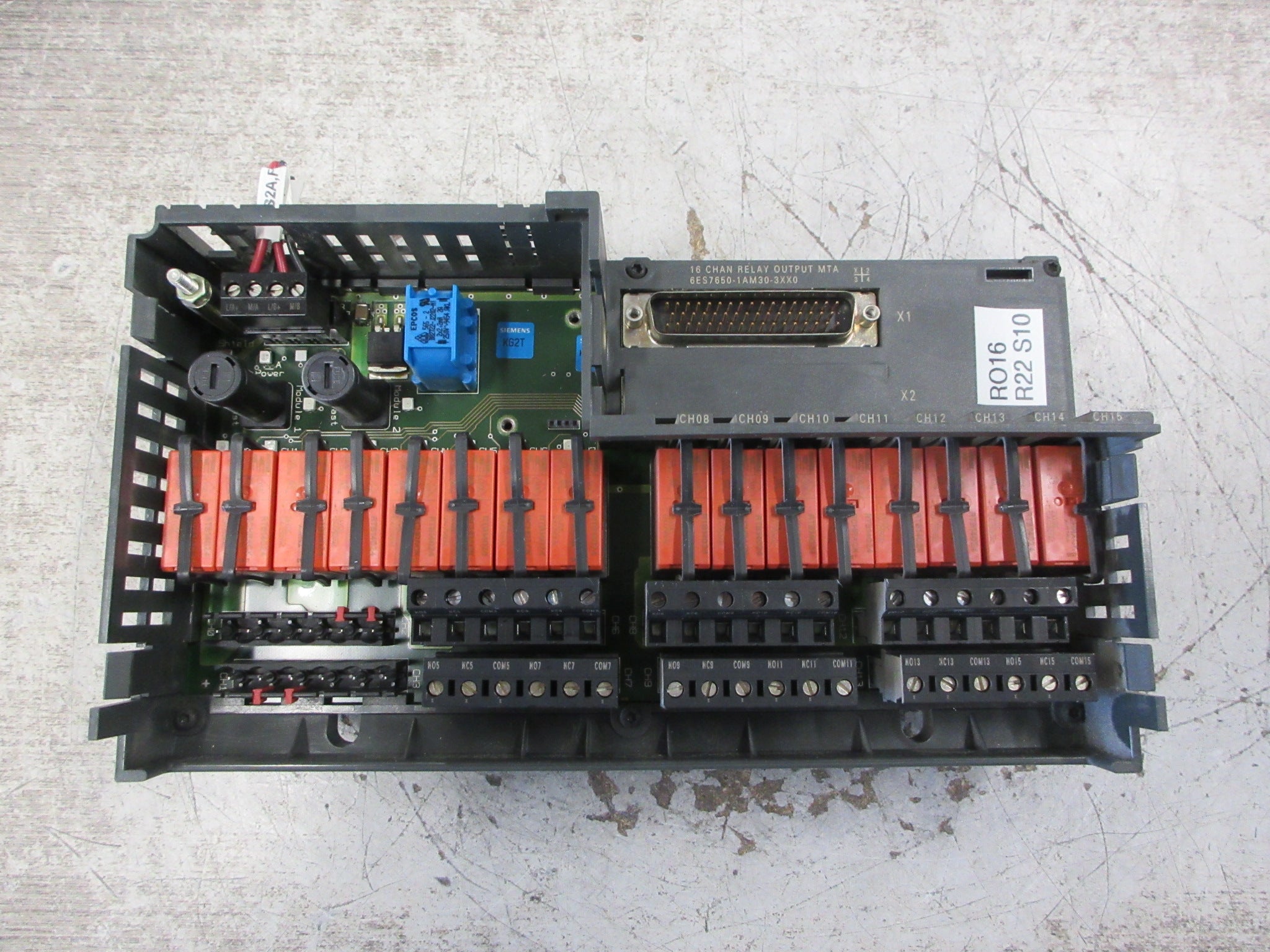 Siemens Relay Output Module MTA 6ES7650-1AM30-3XX0 16-Ch Used