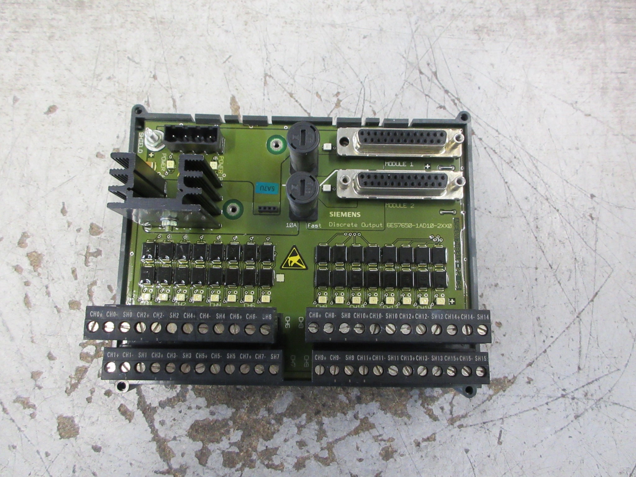 Siemens Discrete Output MTA 6ES7650-1AD10-2XX0 16-Ch Used