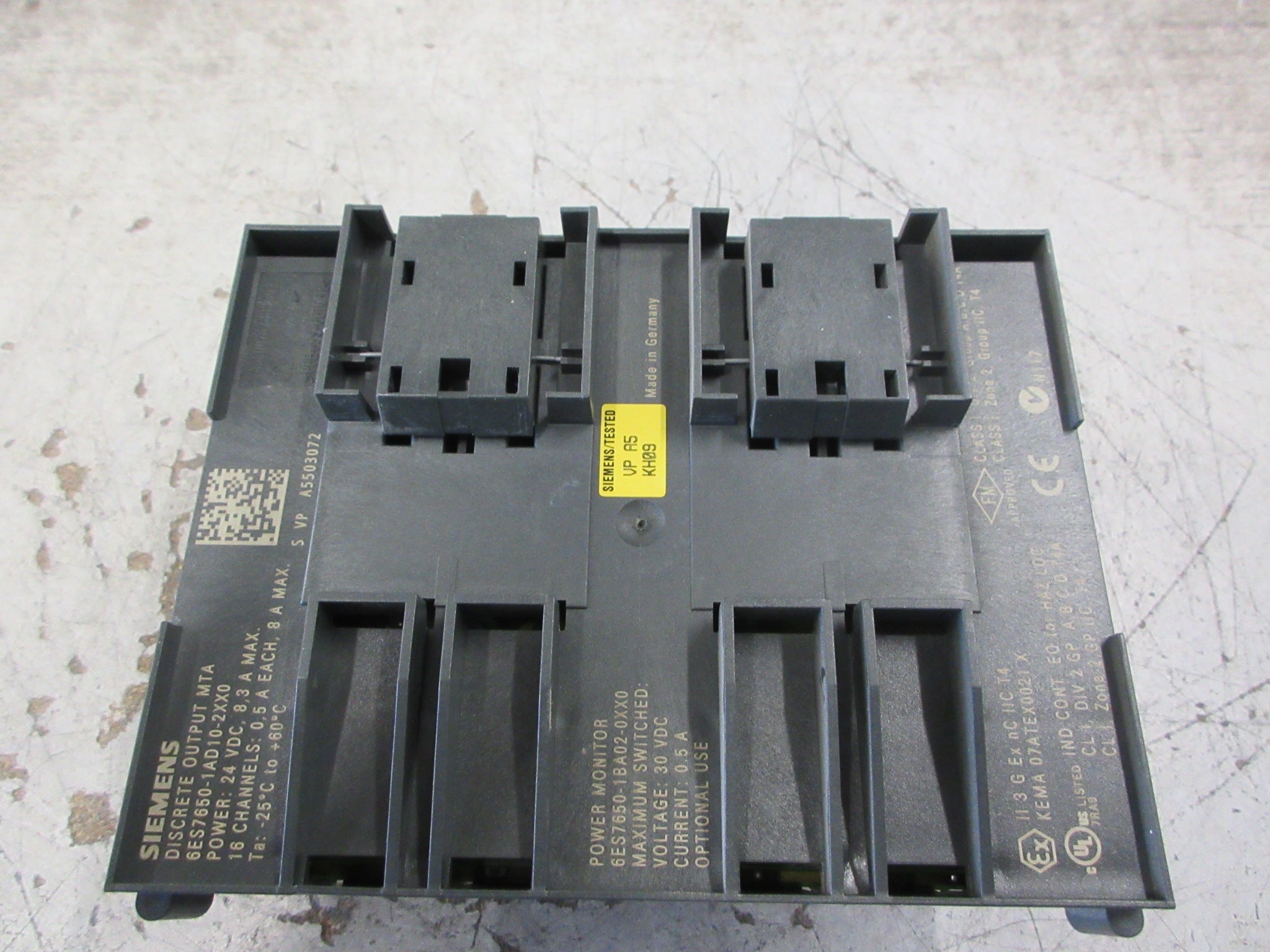 Siemens Discrete Output MTA 6ES7650-1AD10-2XX0 16-Ch Used