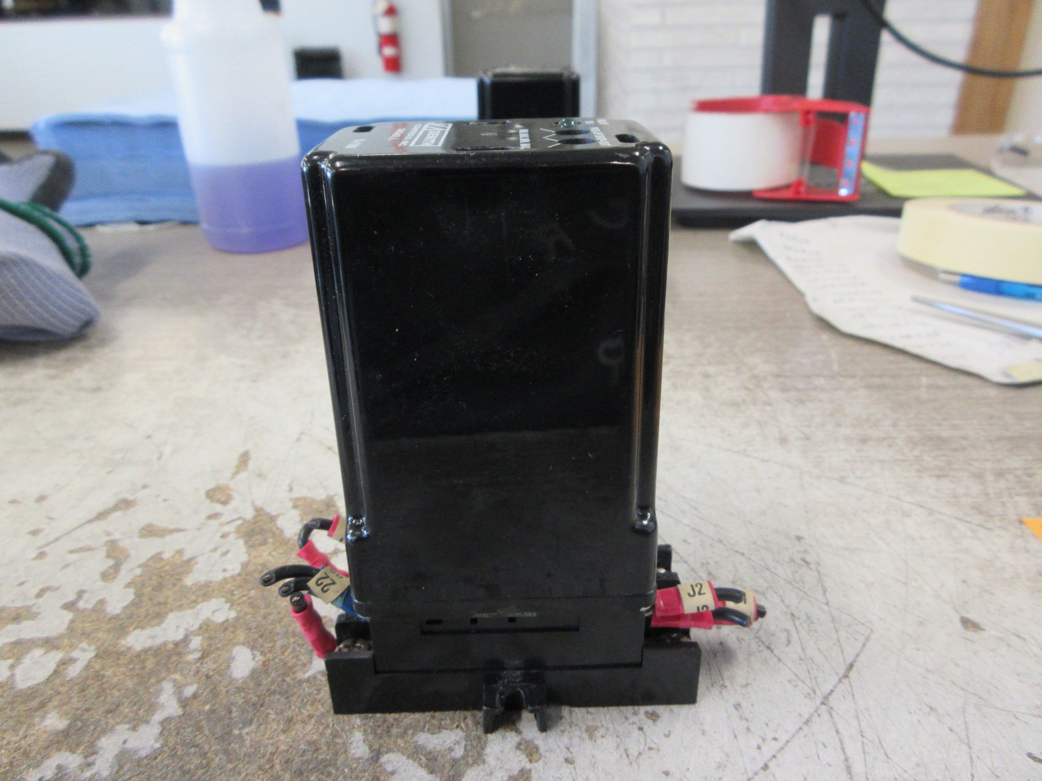 Zenith Controls ARSM-4 Solid State Voltage Sensor K-1188 Input: 480V Used