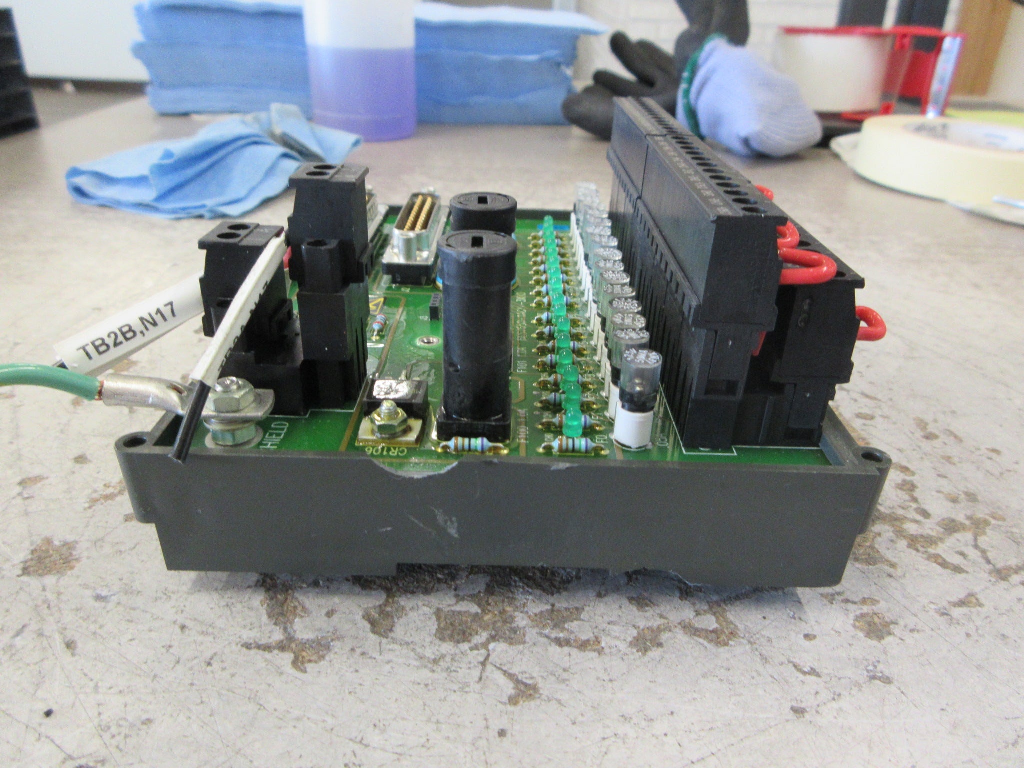 Siemens Discrete Input MTA 6ES7650-1AC11-3XX0 16-Ch *Chipped Case* Used