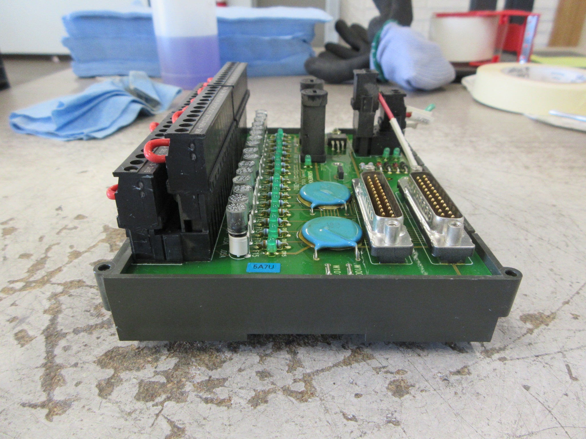 Siemens Discrete Input MTA 6ES7650-1AC11-3XX0 16-Ch *Chipped Case* Used