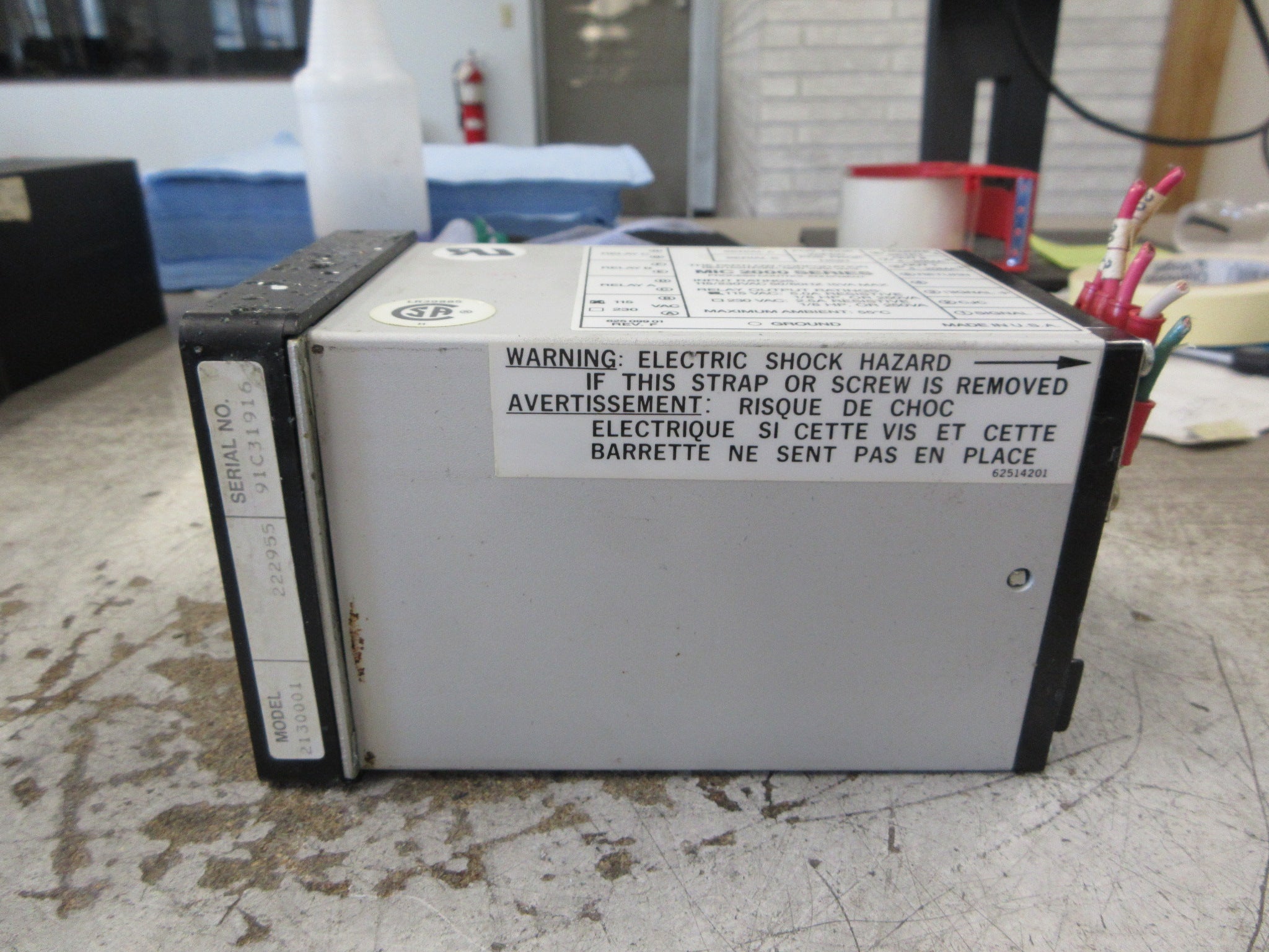 Partlow MIC 2000 Series Process Controller 2130001 115V Used