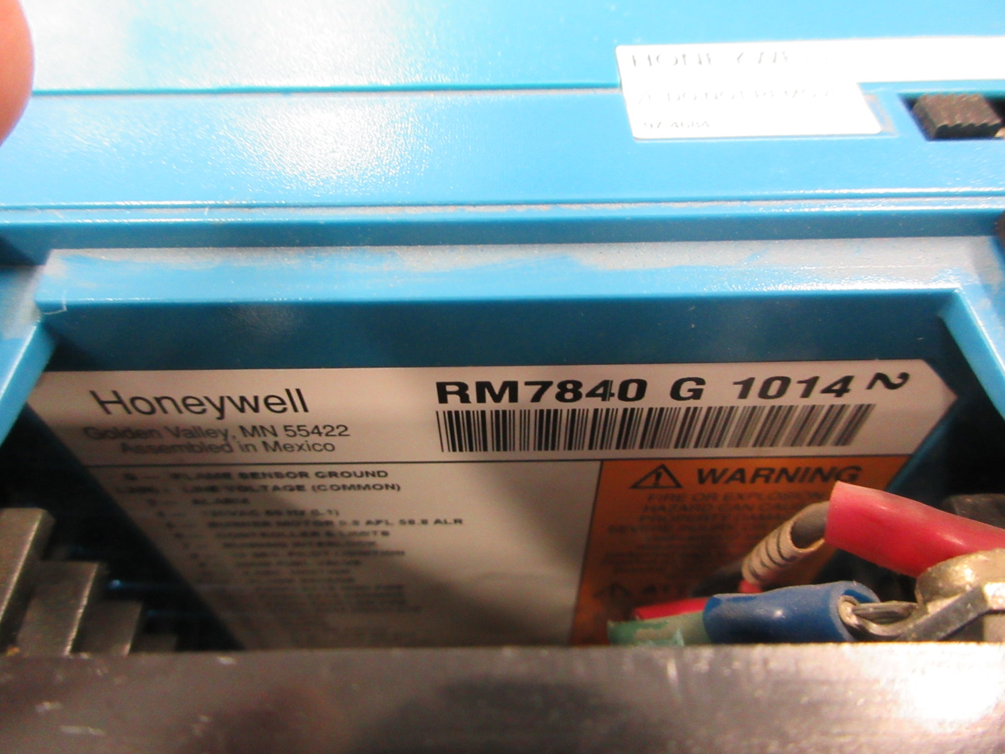 Honeywell Burner Control RM7840 G 1014 S/W Rev. 4141 W/Flame Amplifier Used