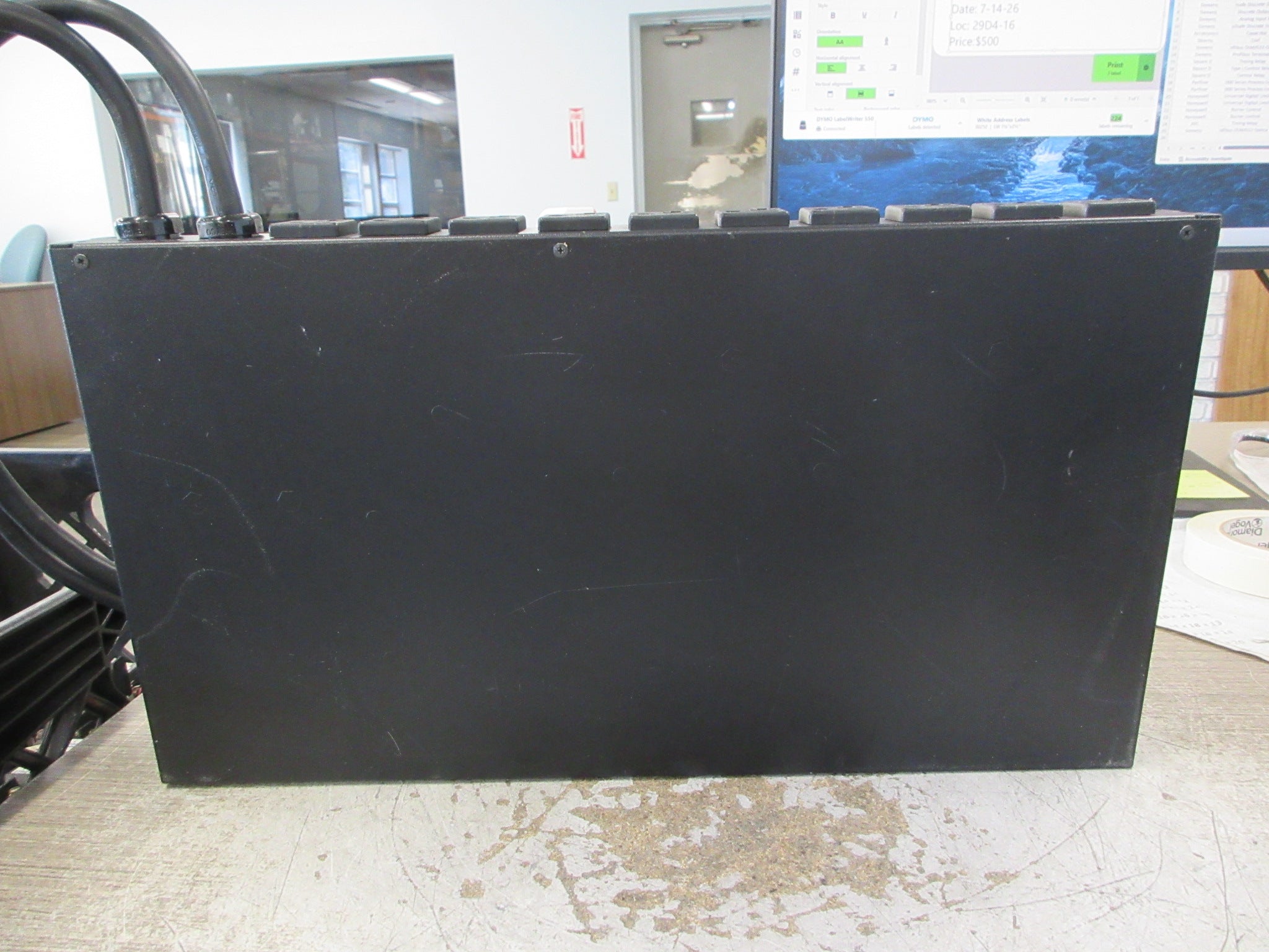 APC Rack Mount Automatic Transfer Switch AP7752 120V 16A 50/60Hz Used