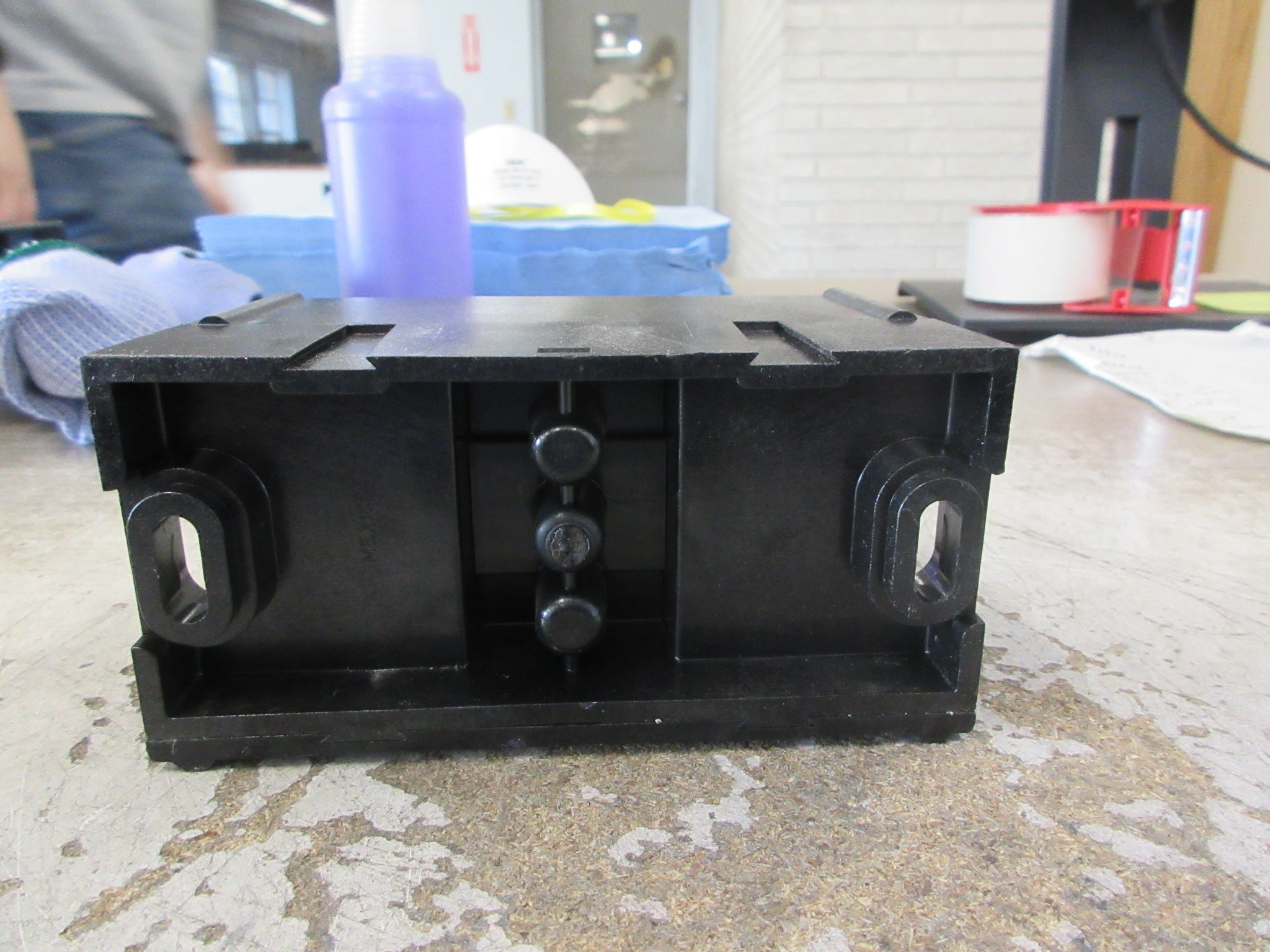 Burndy Power Distribution Block BDB-22-350-1 600V 1P Line (2): #6-350kcmil Used