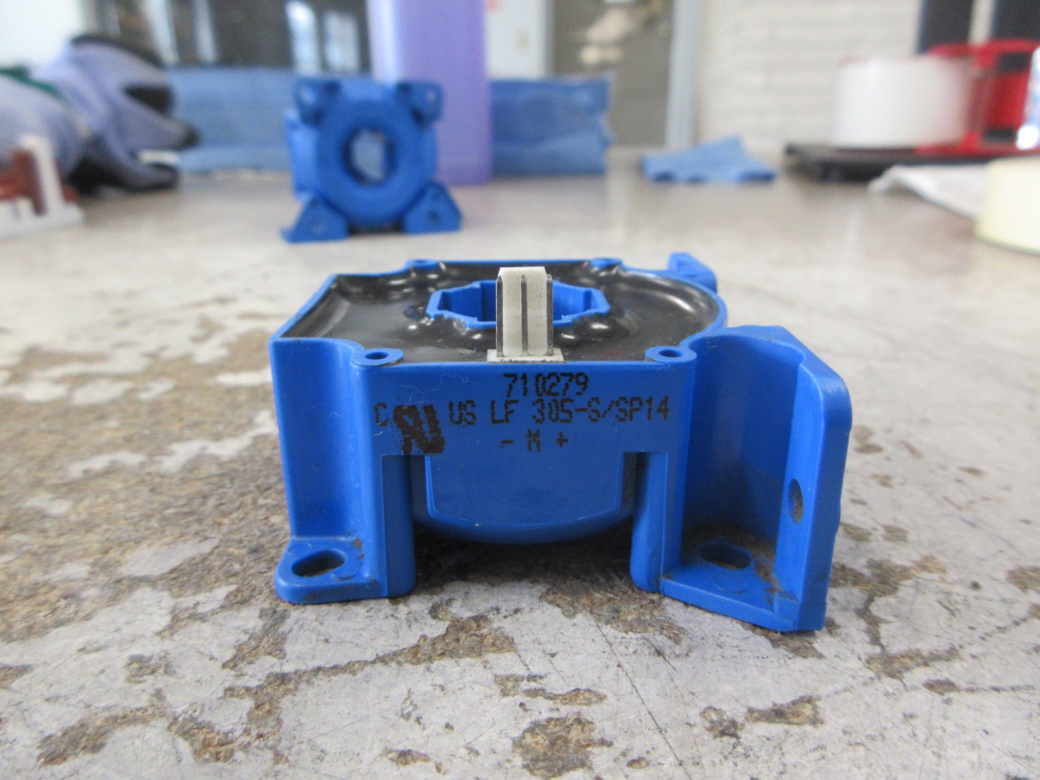 LEM Current Sensor LF 305-S Used