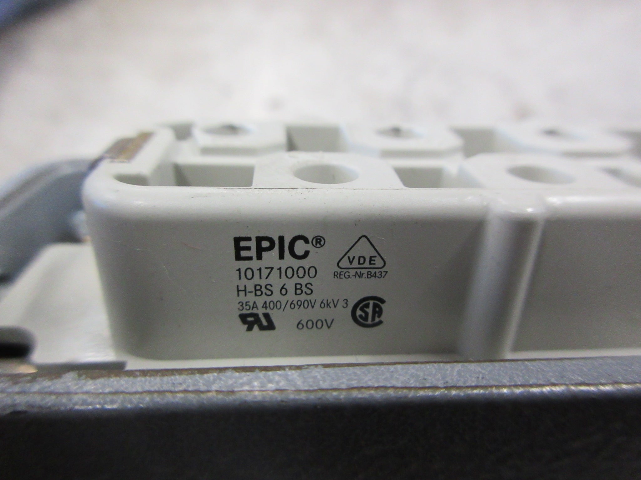 Epic Plug & Connector Set 10171000 / 10170000 35A 600V Used