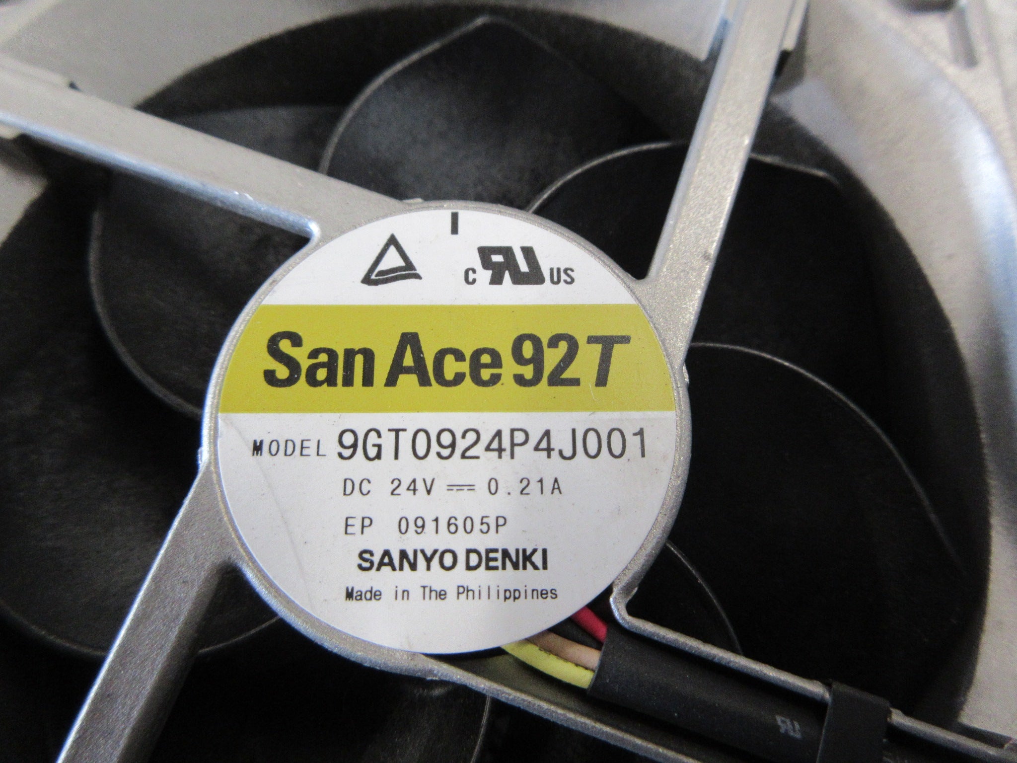 Sanyo Denki San Ace 92T Axial Fan 9GT0924P4J001 24VDC 0.21A W/Grille Used