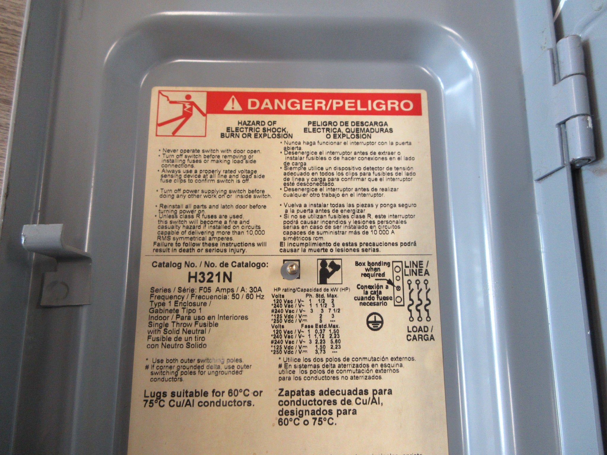 Square D Fusible Safety Switch/Disconnect H321N Ser. F05 30A 240V 3P Used