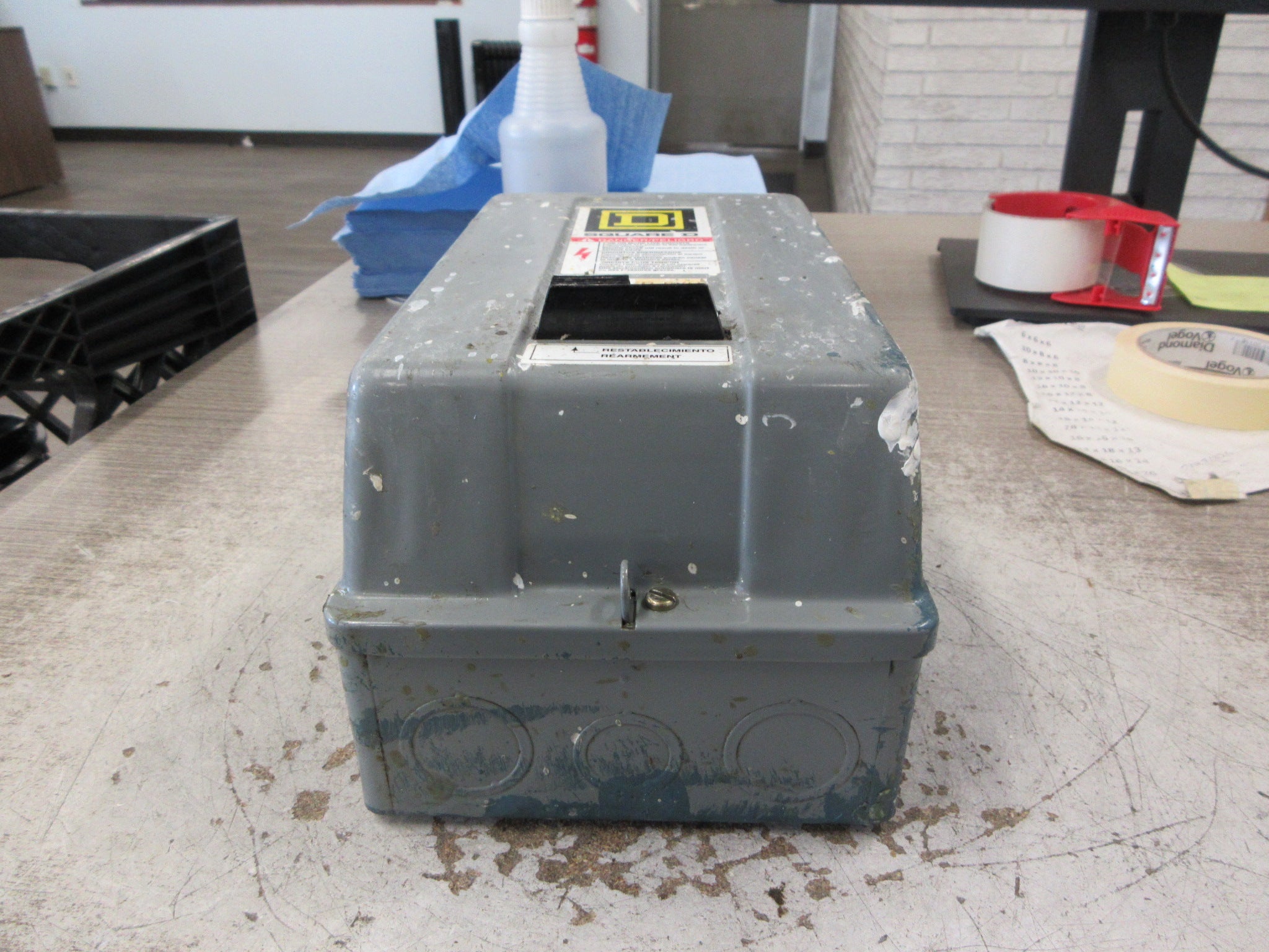 Square D Enclosed Size 00 Starter 8536SAG12S Ser. B 120V Coil Used