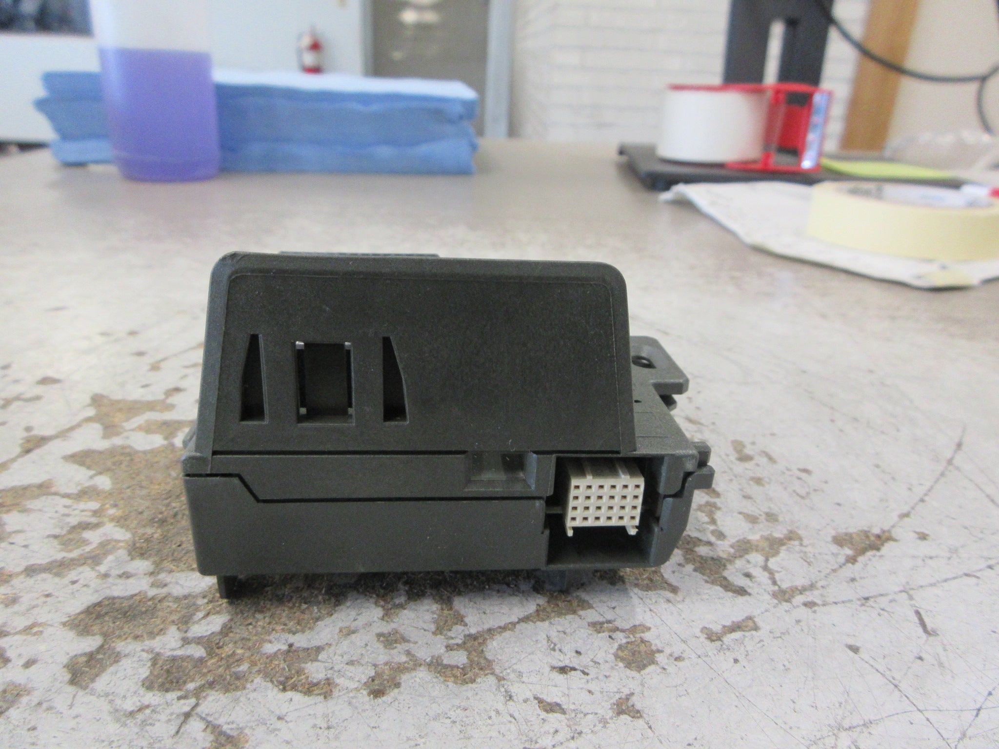 Siemens Simatic S7 Bus Module 6ES7 195-7HC00-0XA0 E-Stand: 03 Used