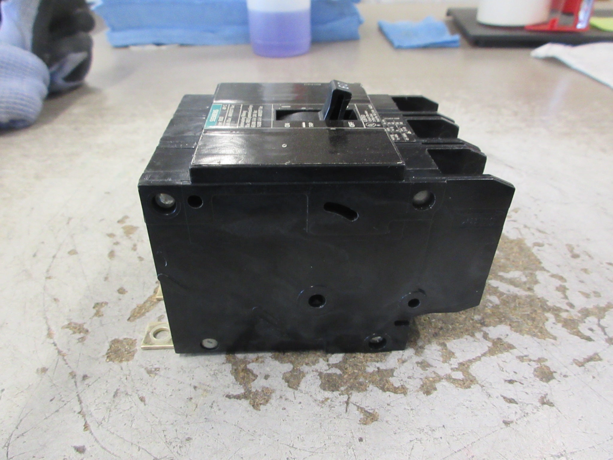 Siemens Bolt-On Circuit Breaker BQD360 60A 480Y/277V 3P Used