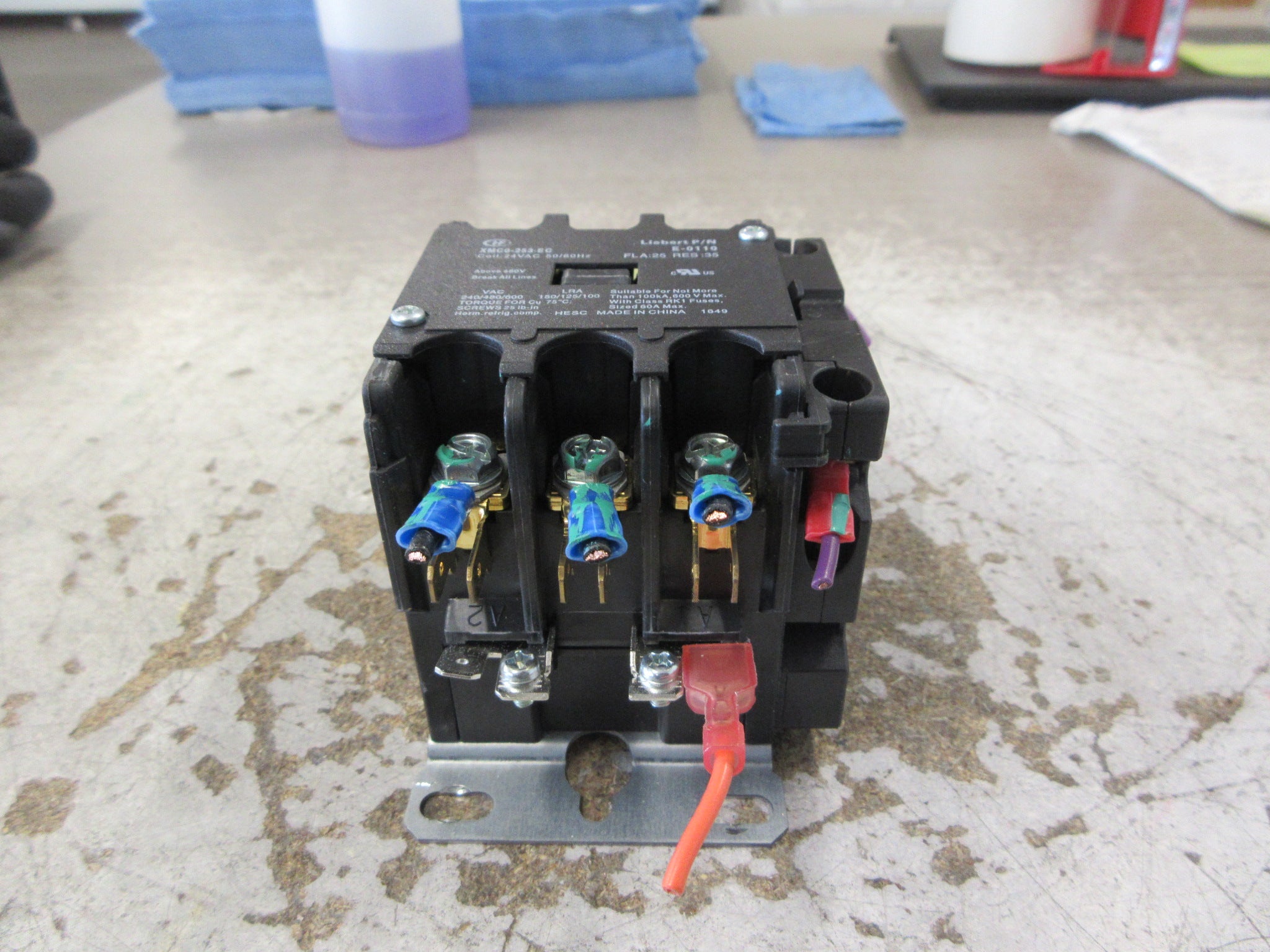 Liebert Contactor E-0110 24V Coil 25A 600V W/Aux Contact Used