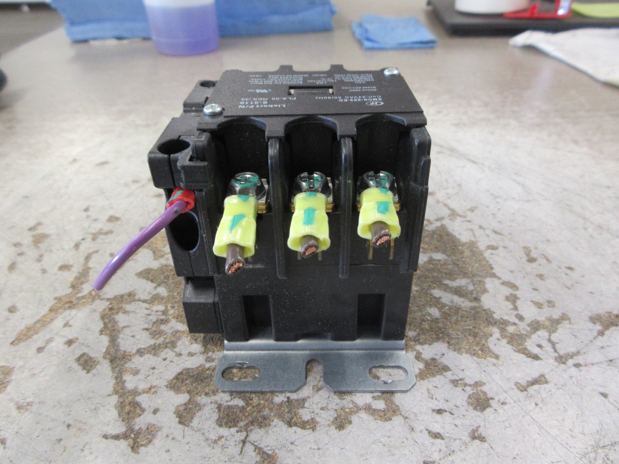 Liebert Contactor E-0110 24V Coil 25A 600V W/Aux Contact Used