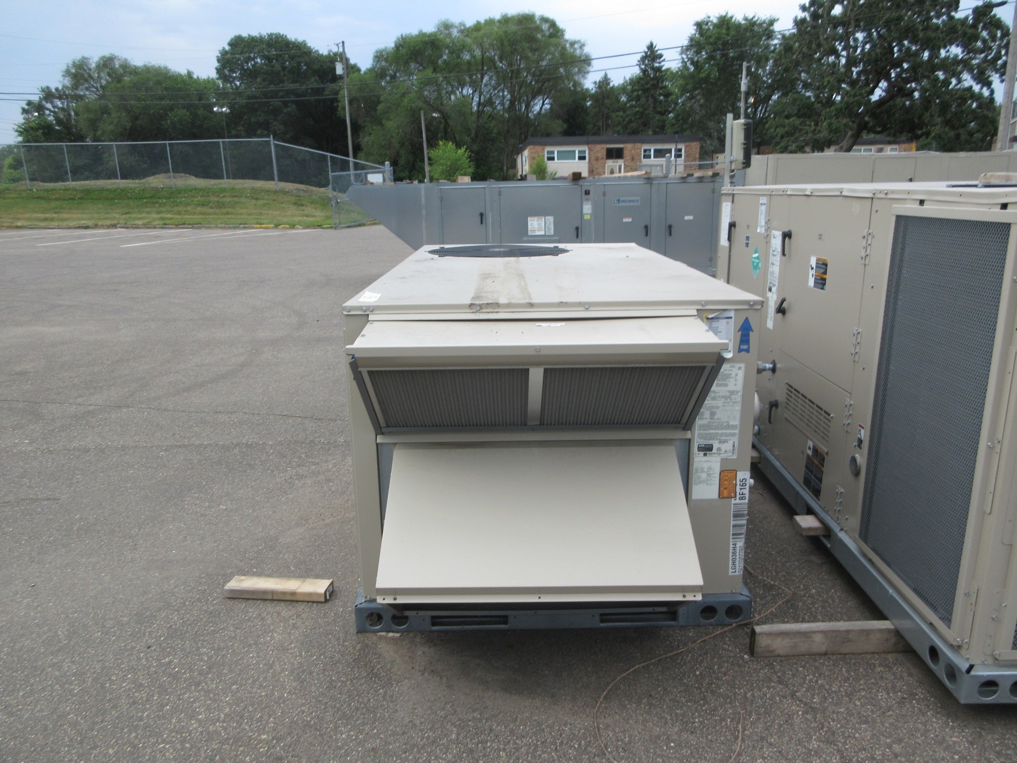 Lennox LGH Rooftop Unit LGH036H4EM4G 3-Ton 460V 3Ph Natural Gas Heat Used