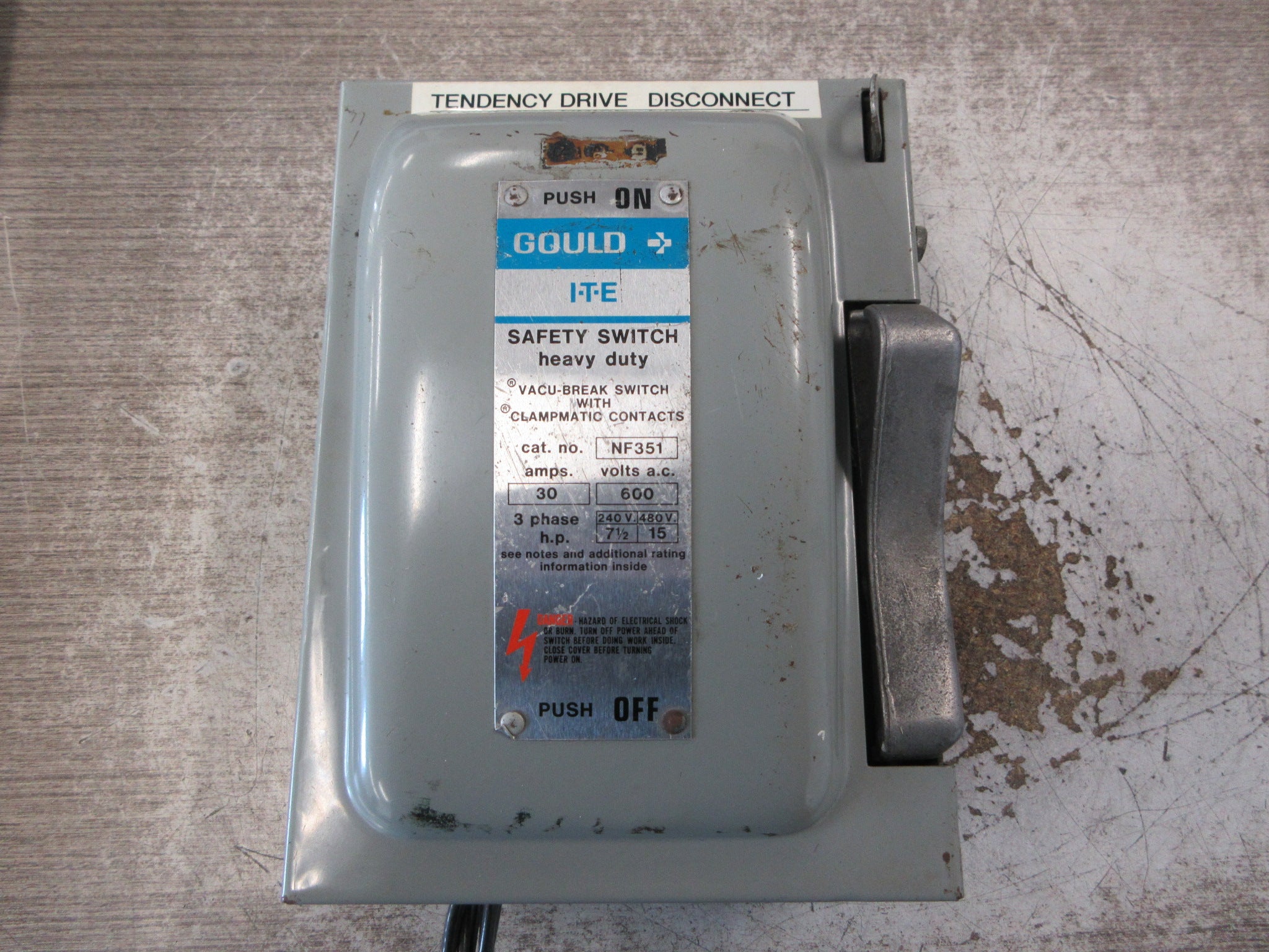 ITE Non-Fusible Safety Switch/Disconnect NF351 30A 600V 3Ph Used