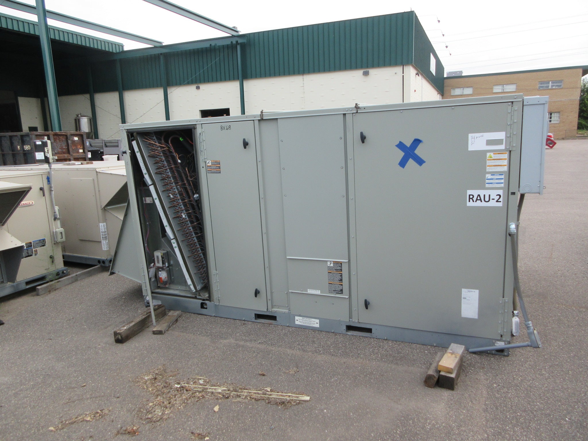 Trane Voyager Rooftop Unit TZD180F4R0E16KAE1… 15-Ton 460V 60Hz 3Ph Used