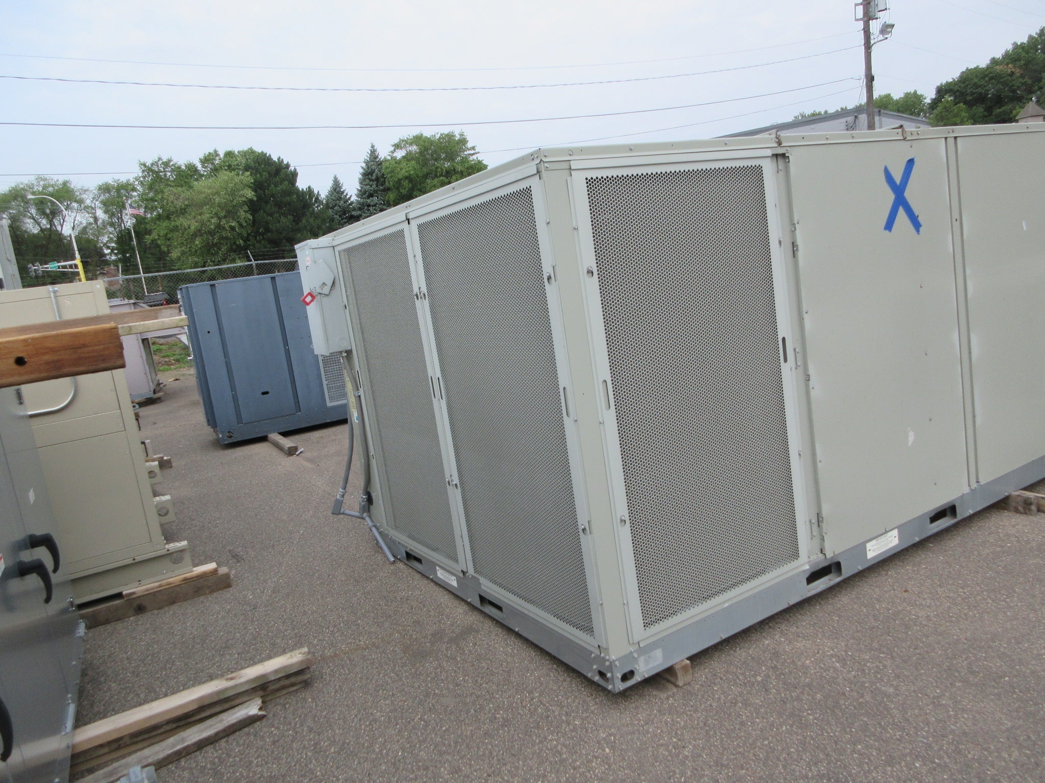 Trane Voyager Rooftop Unit TZD180F4R0E16KAE1… 15-Ton 460V 60Hz 3Ph Used