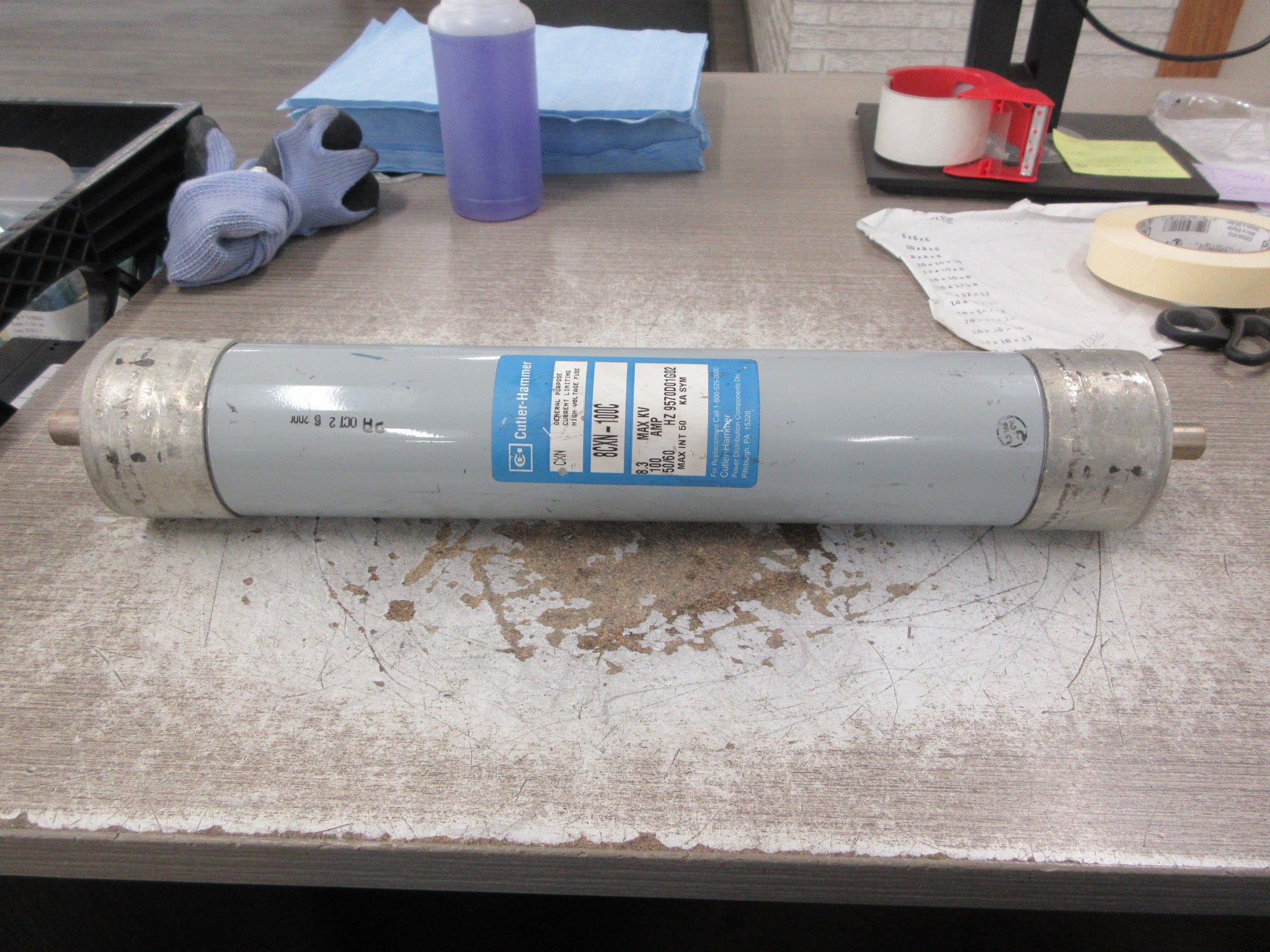 Cutler-Hammer Fuse 8CXN-100C 100A 8.3KV 50/60Hz Used