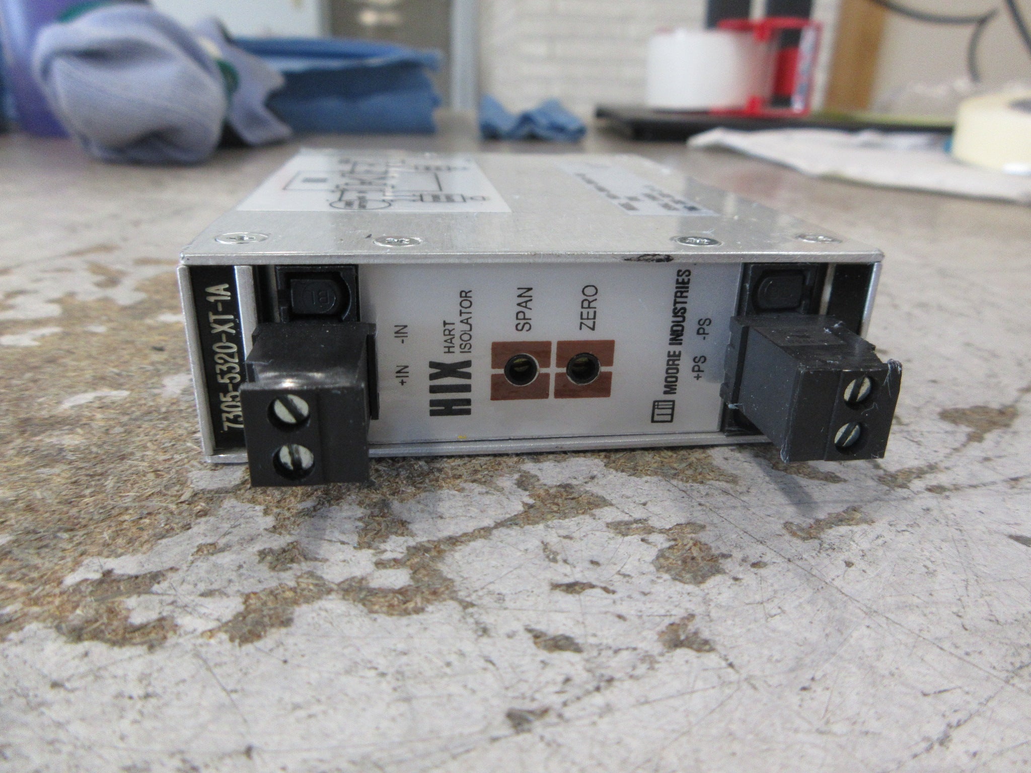 Moore Industries HIX Hart Isolator HIX/4-20MA/4-20MA/12-42DC Used