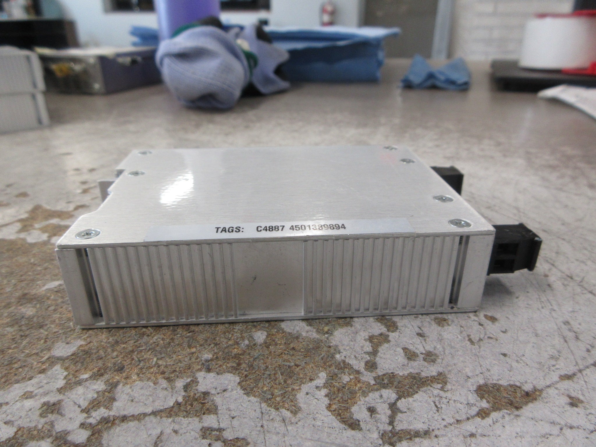 Moore Industries HIX Hart Isolator HIX/4-20MA/4-20MA/12-42DC Used