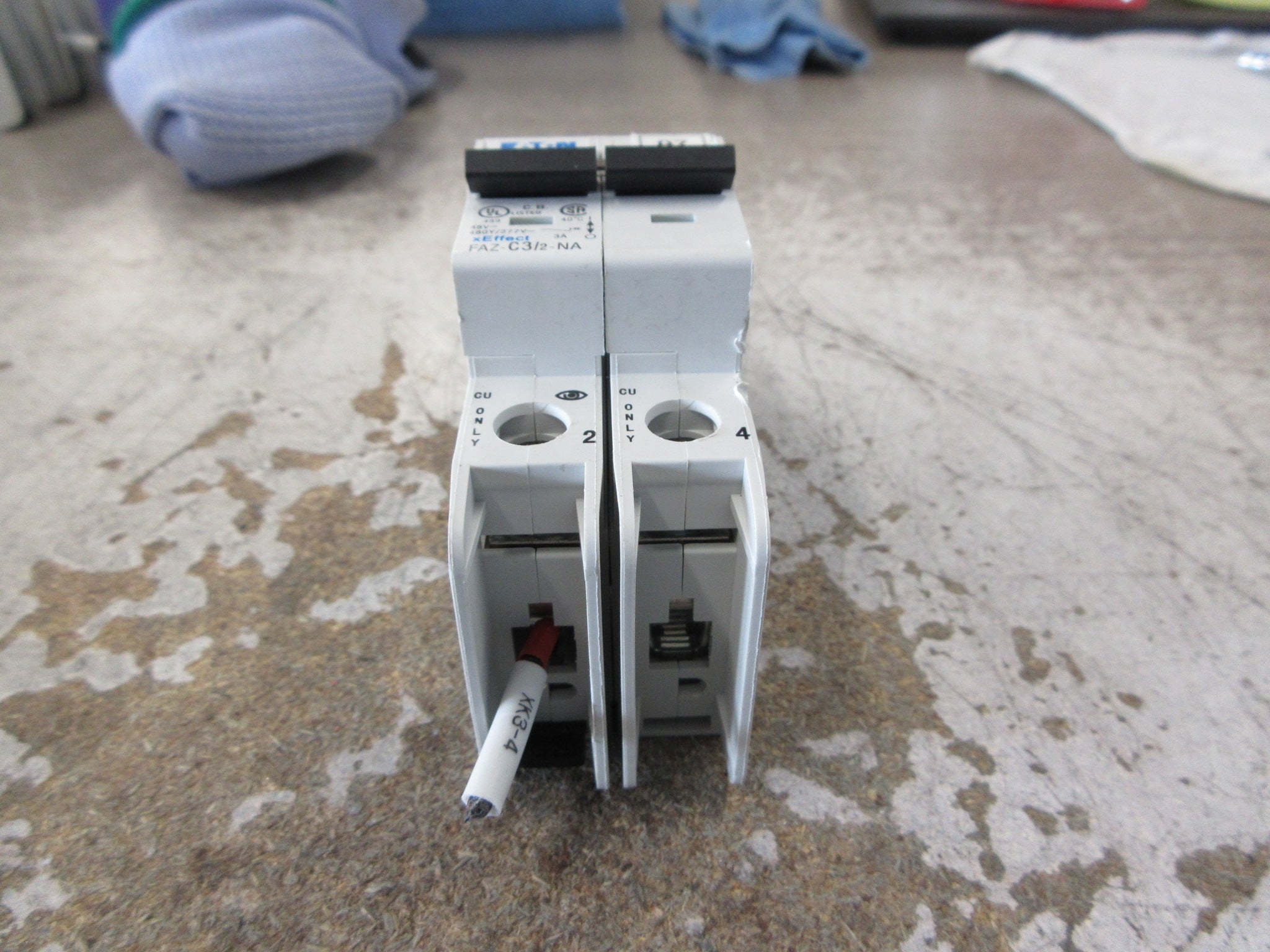 Eaton Circuit Breaker FAZ-C3/2NA 3A 480Y/277V 2P Used