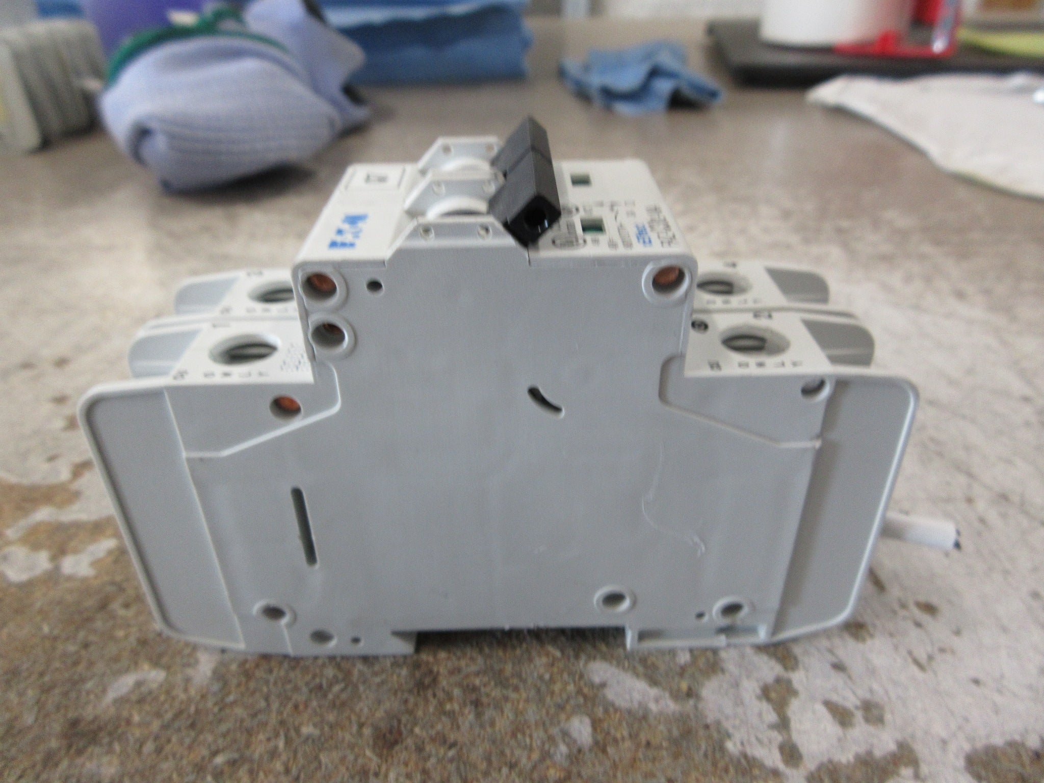 Eaton Circuit Breaker FAZ-C3/2NA 3A 480Y/277V 2P Used