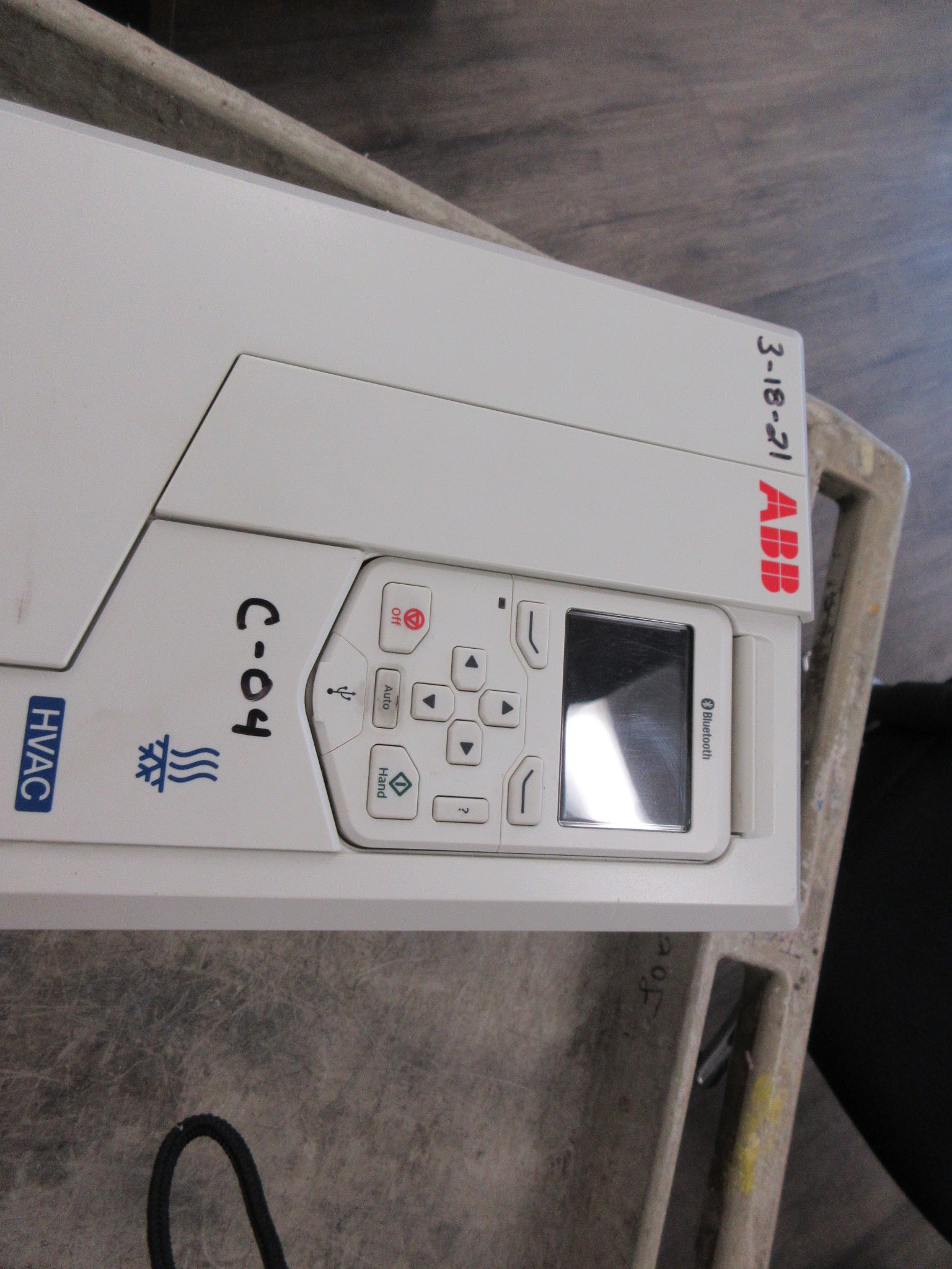 ABB ACH580 AC Drive ACH580-01-096A-4+J429 75HP 3Ph Used