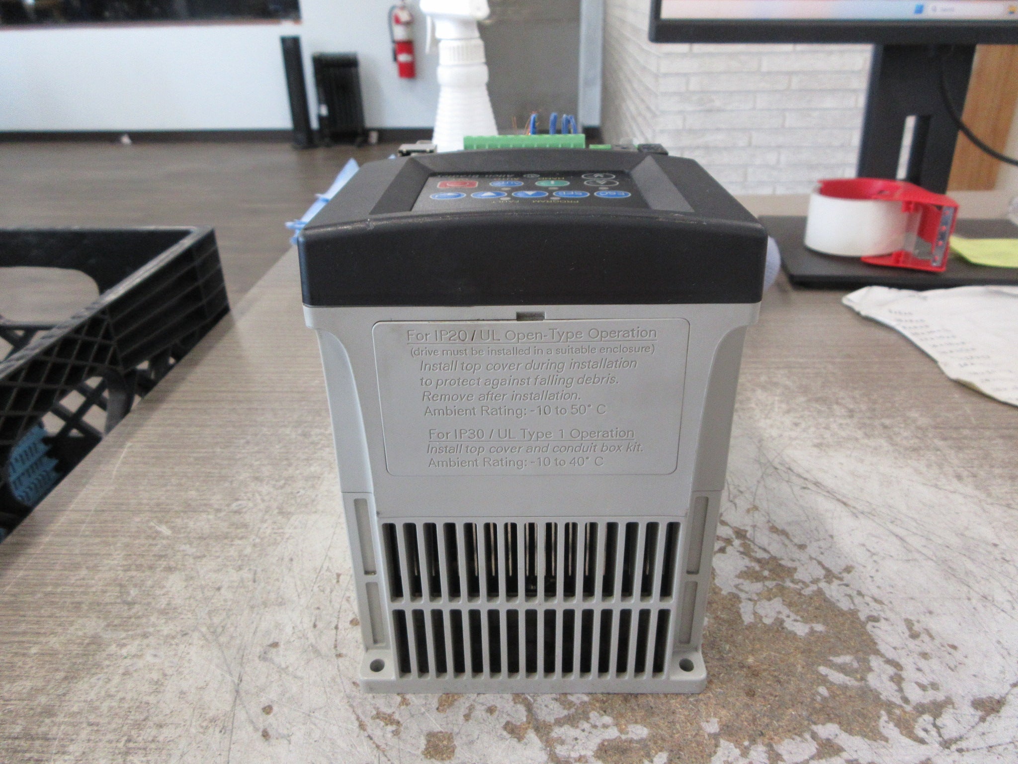 Allen-Bradley PowerFlex 400 AC Drive 22C-D030N103 Ser. A 20HP 3Ph Used