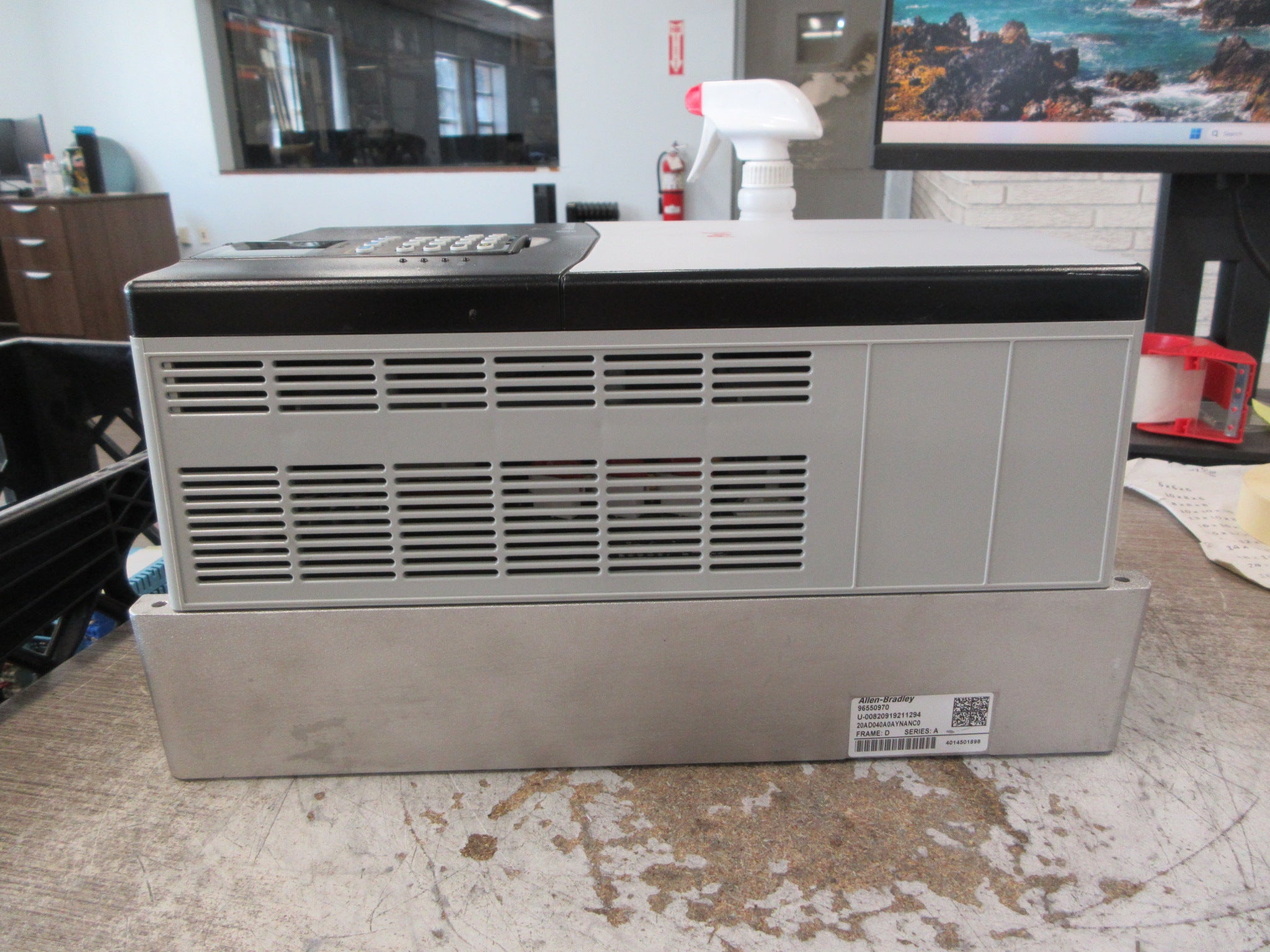 Allen-Bradley PowerFlex 70 AC Drive 20AD040A0AYNANC0 Ser. A 30HP 3Ph Used