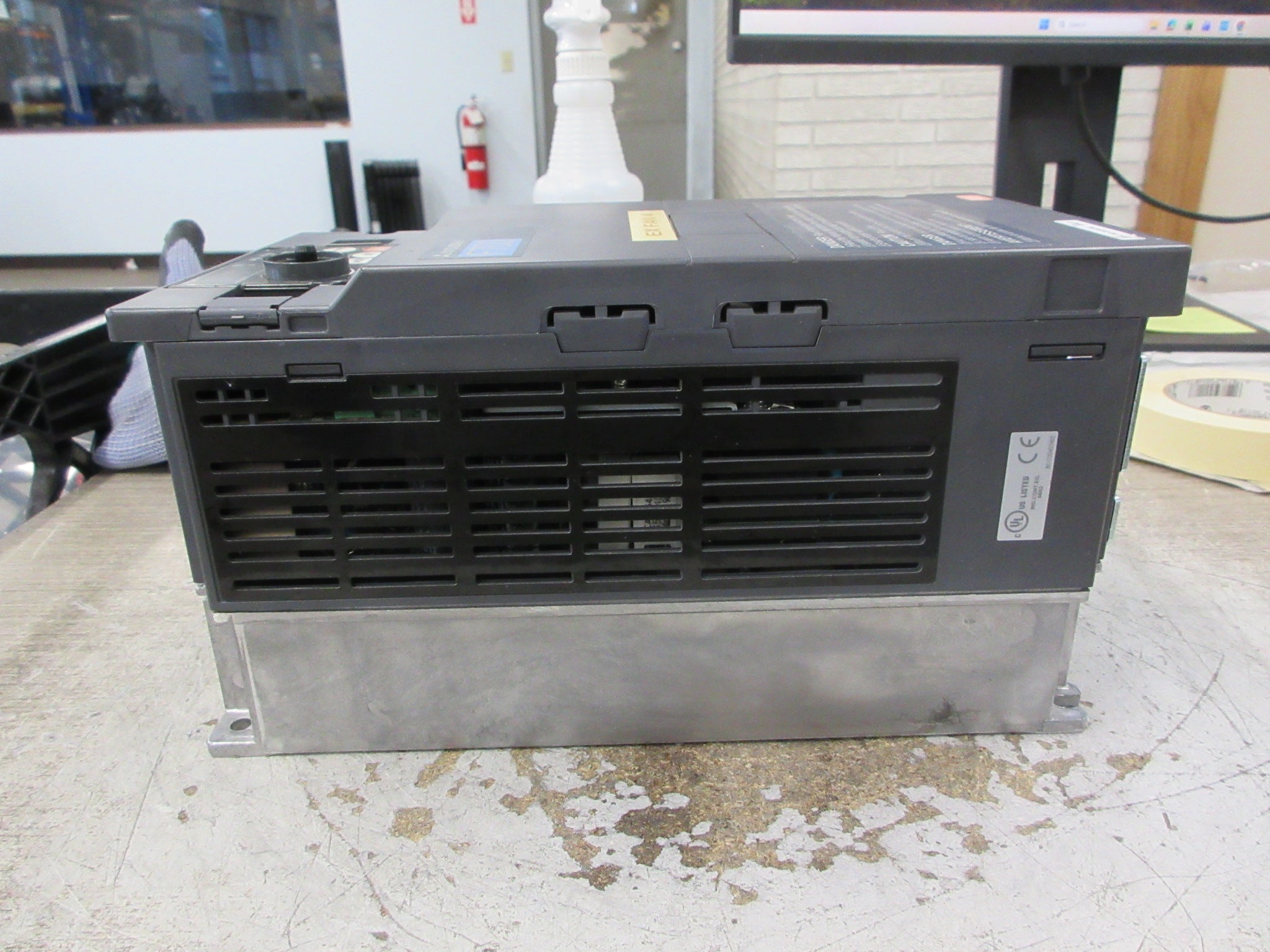 Mitsubishi F700 AC Drive FR-F740-00038-NA 2HP 3Ph Used