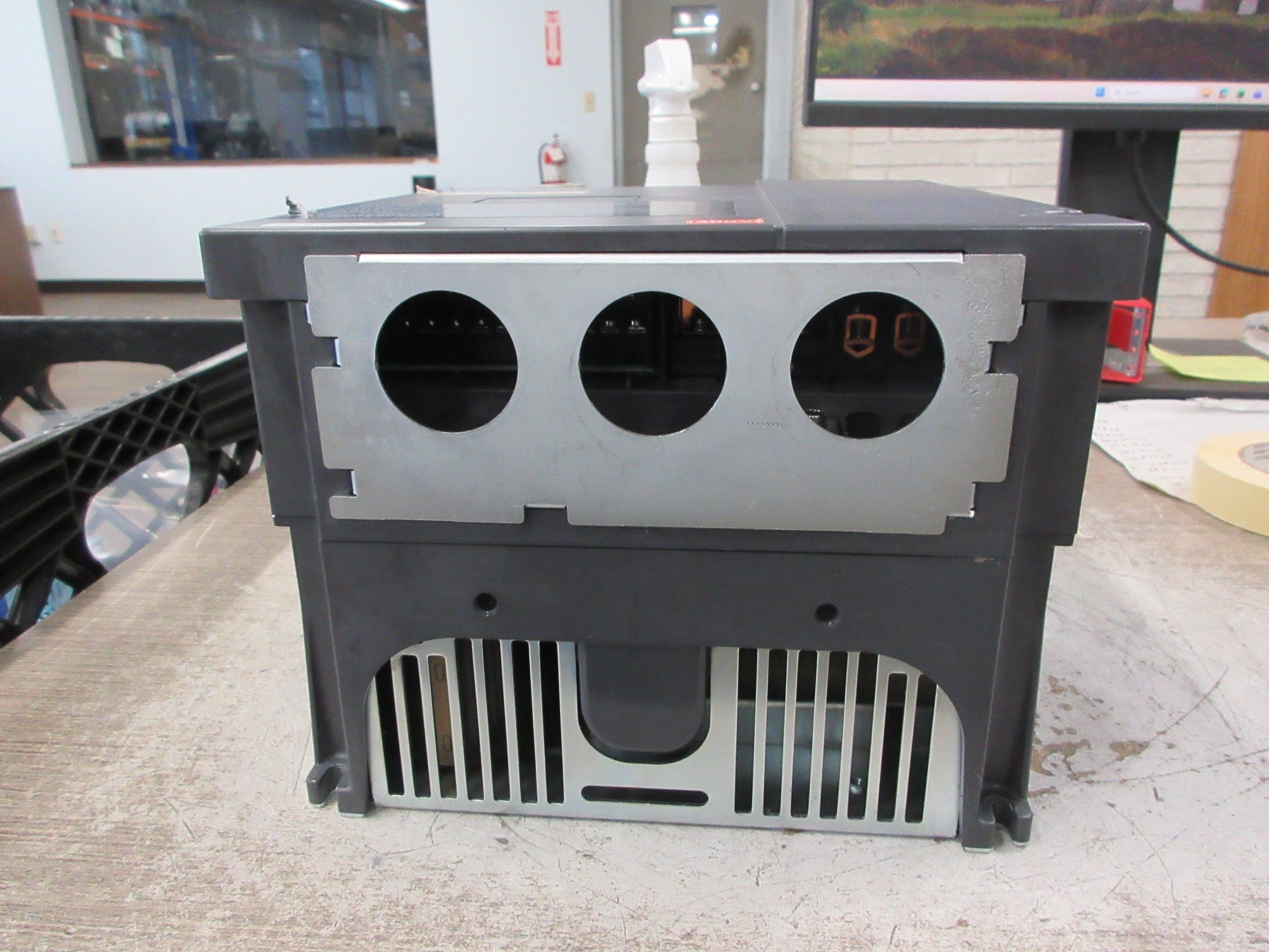 Mitsubishi F700 AC Drive FR-F740-00250-NA 15HP 3Ph Used