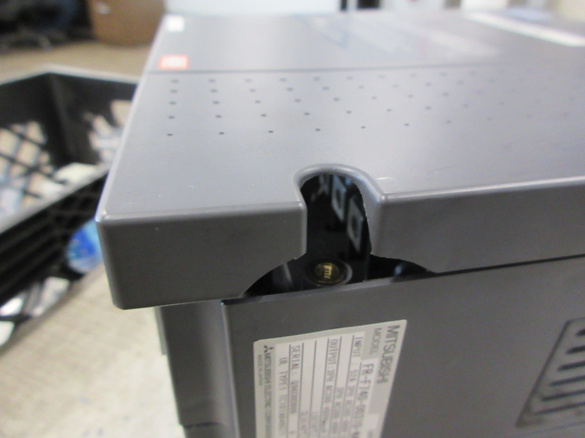 Mitsubishi F700 AC Drive FR-F740-00310-NA 20HP 3Ph Used