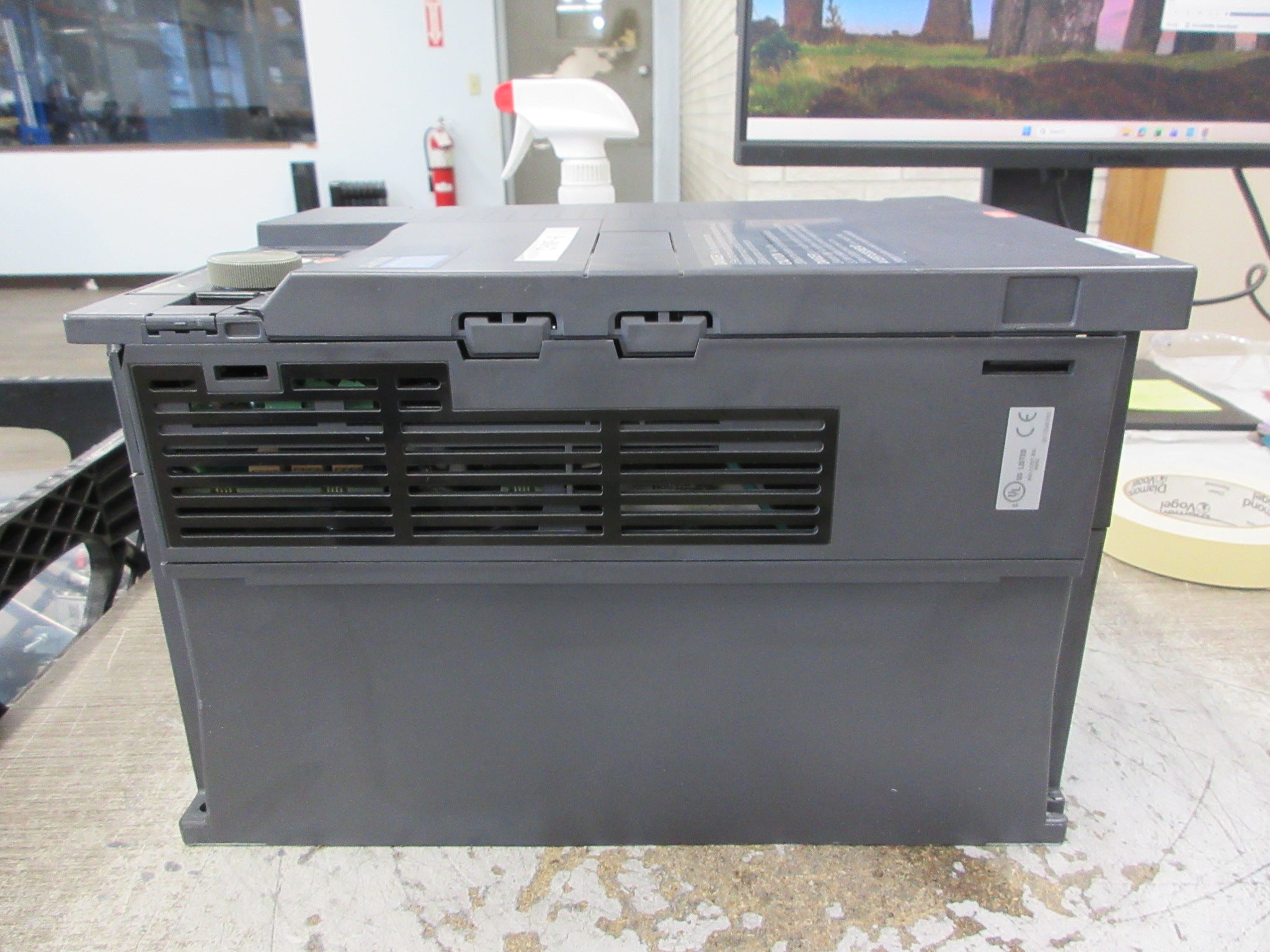 Mitsubishi F700 AC Drive FR-F740-00310-NA 20HP 3Ph Used