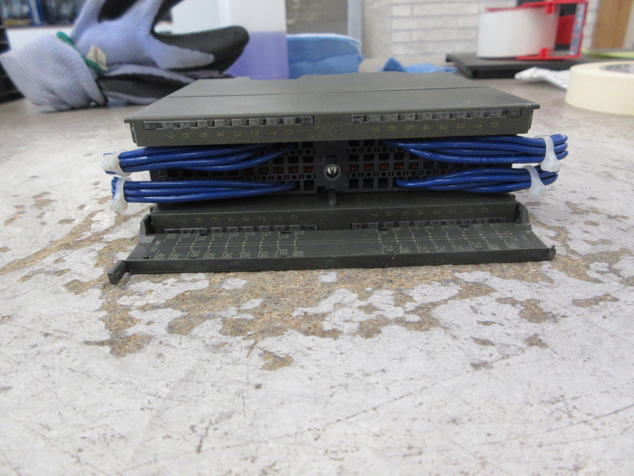 Siemens Simatic S7 PLC Module 6ES7 321-1BL00-0AA0 E-Stand: 4 Used